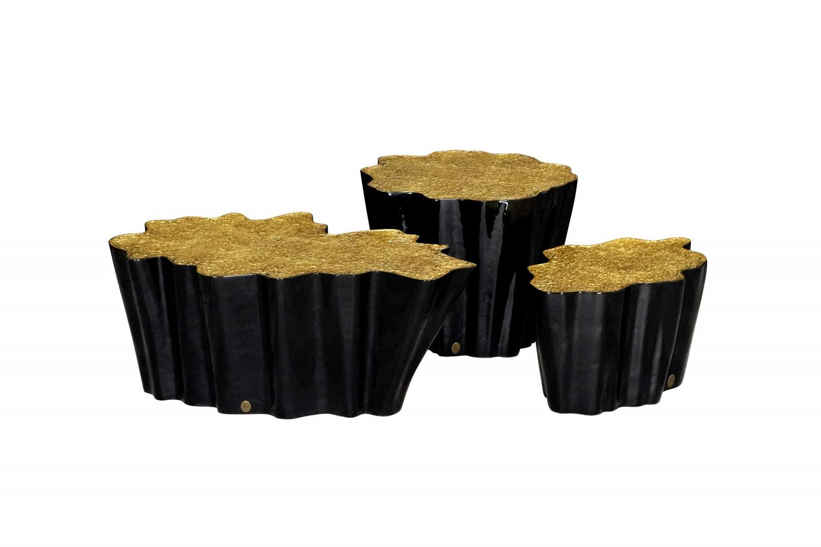 Modern 3 Cross-Section Tree Trunk Tables in Black Lacquered Resin For Sale