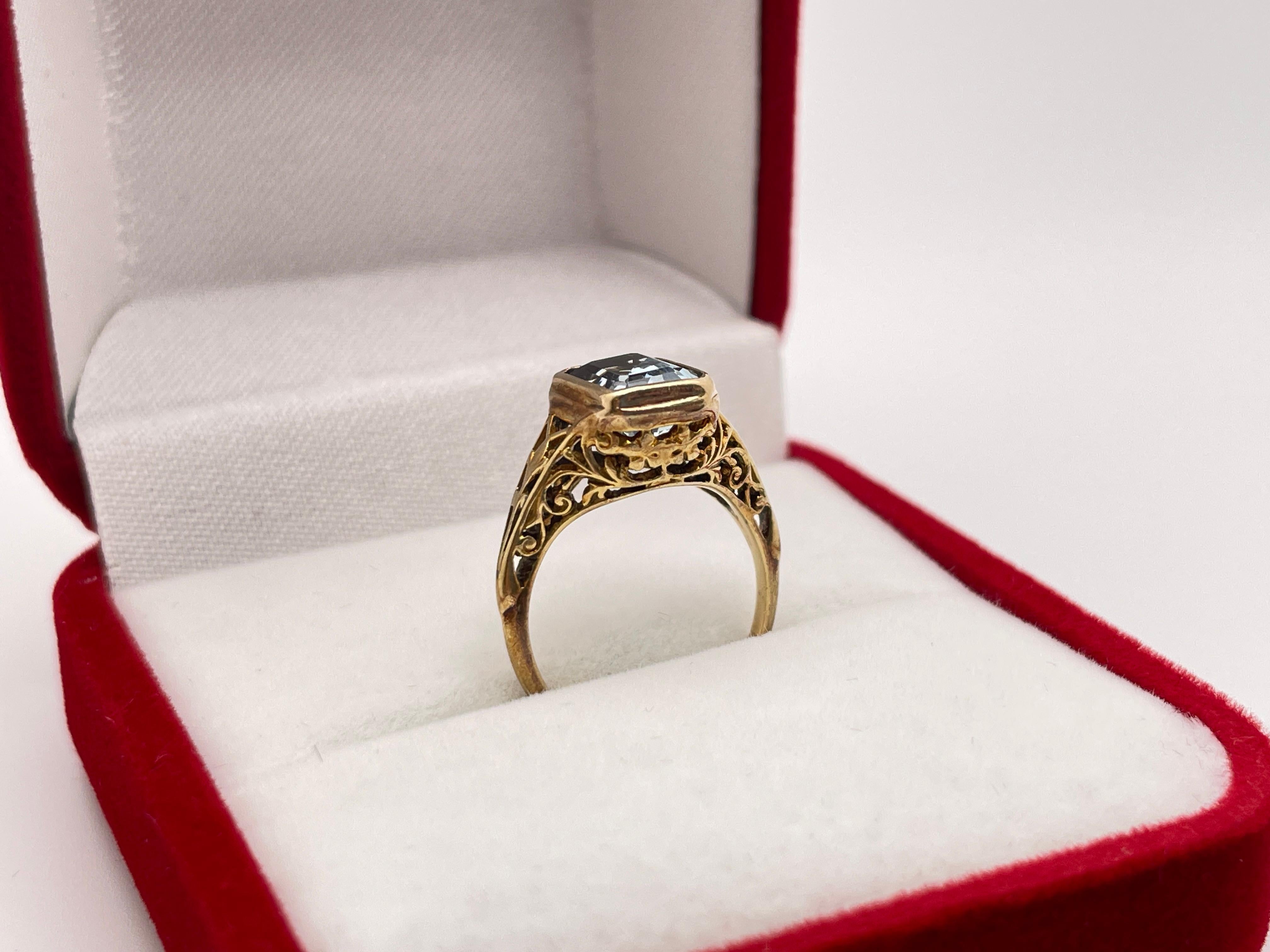 3 CT Blue Aquamarine Art Deco 14K Yellow Gold Engagement Ring For Sale 1