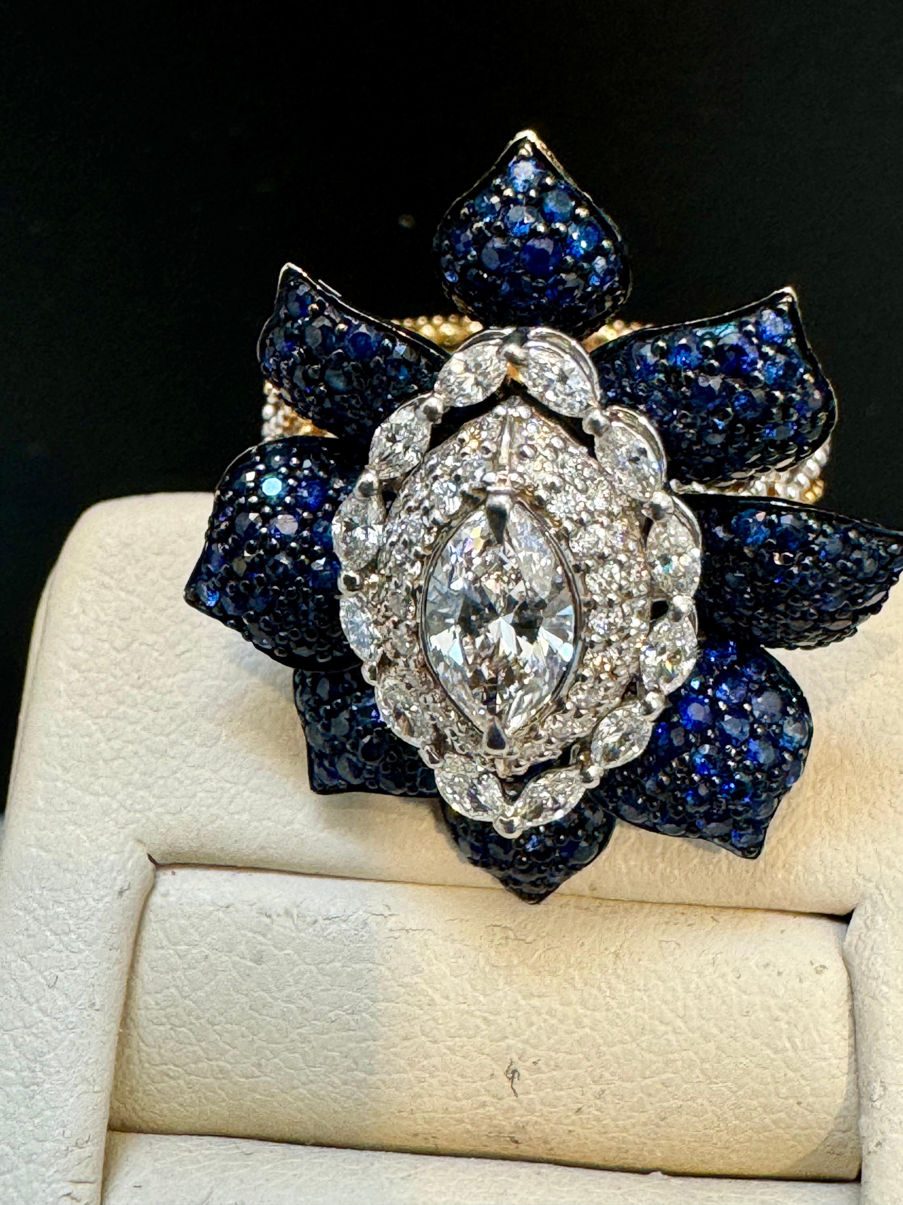 Round Cut 3 Ct Blue Sapphire & 1.5 Ct Diamond Flower Ring in 18 Kt Two Tone  Gold  Size7 For Sale