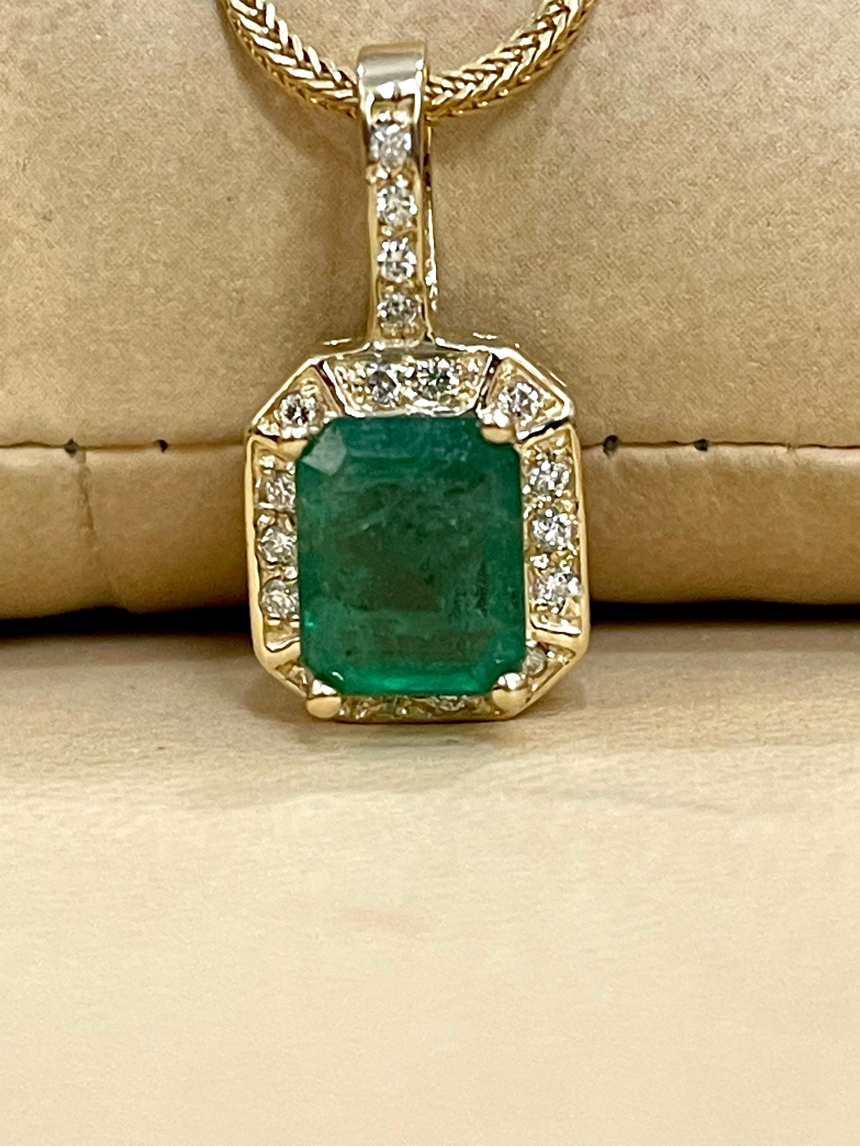 Women's 3 Ct Natural Emerald Cut Emerald & Diamond Pendant 14 Karat Yellow Gold Chain