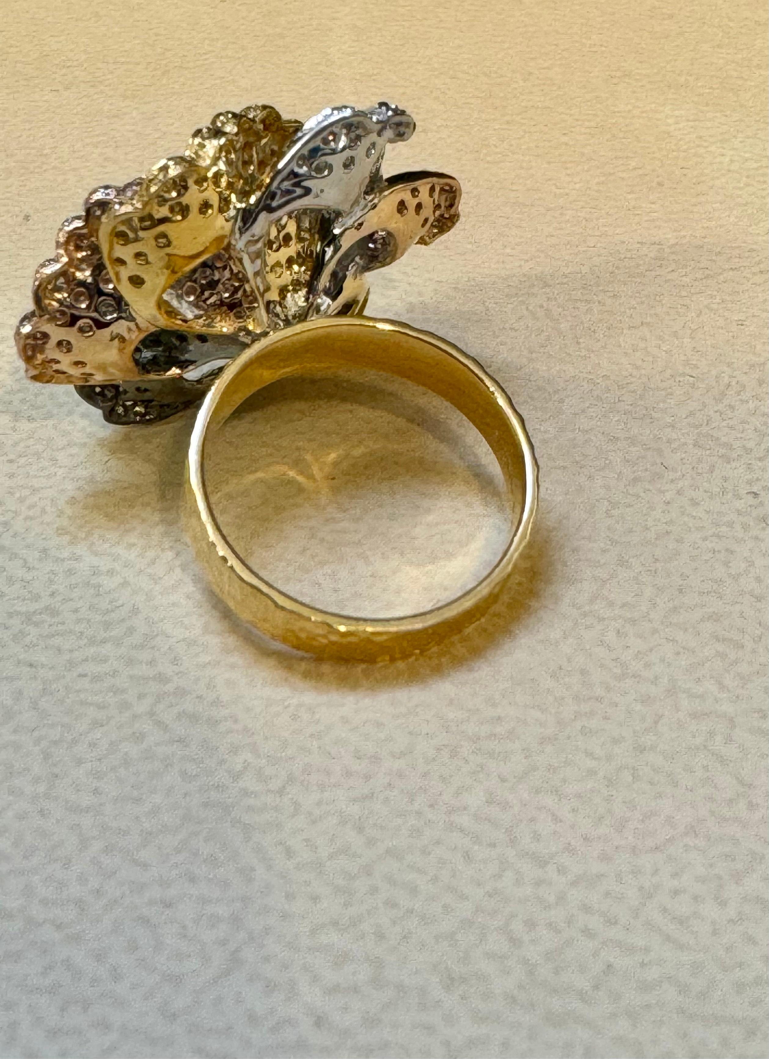 3 Ct Natural Fancy Color Diamond Flower Ring in 18 Karat Multi Color Gold Size 6 In Excellent Condition For Sale In New York, NY