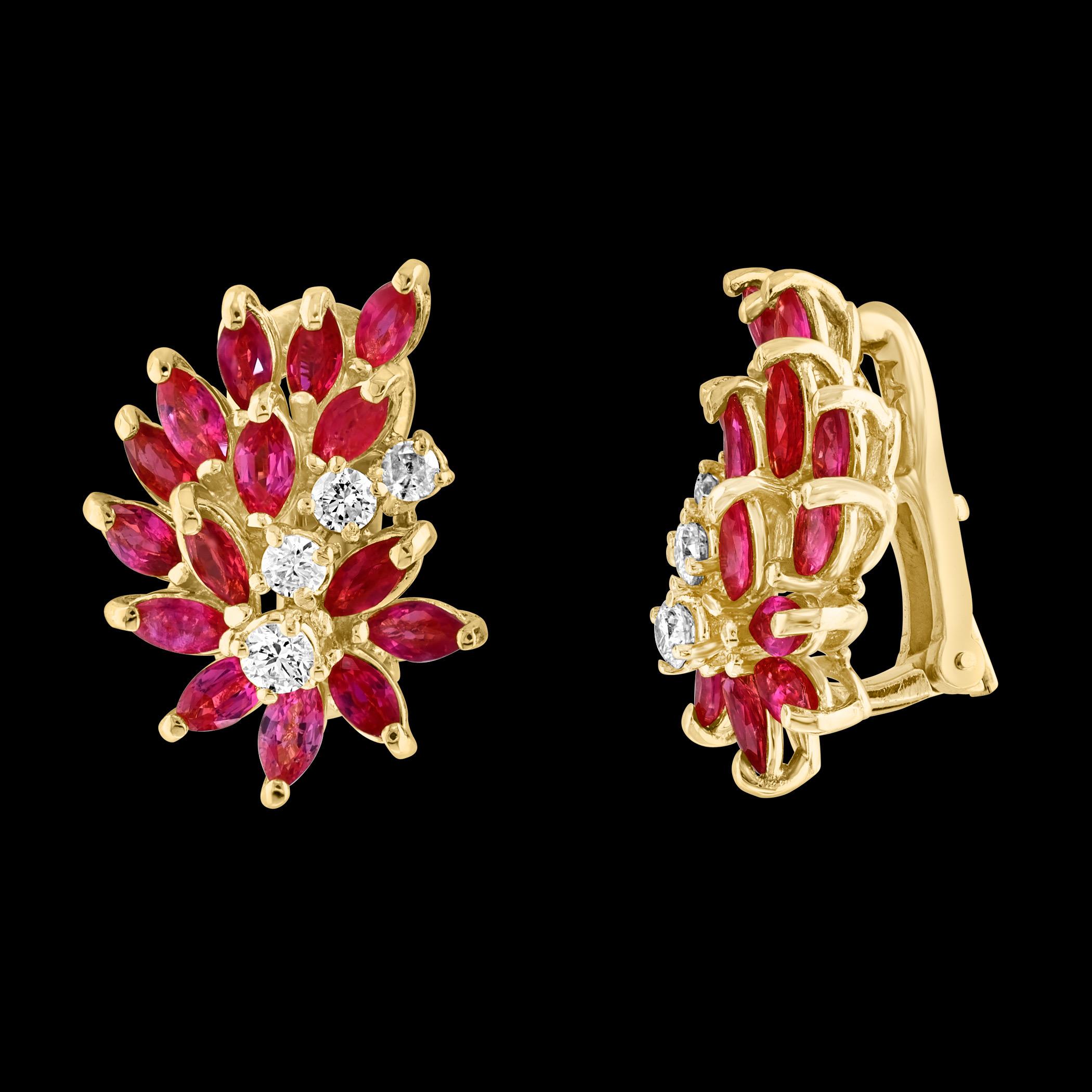 3 Ct Nature  Boucle d'oreille à pince avec rubis marquis et 0,70 ct de diamant 18 KYG Excellent état - En vente à New York, NY