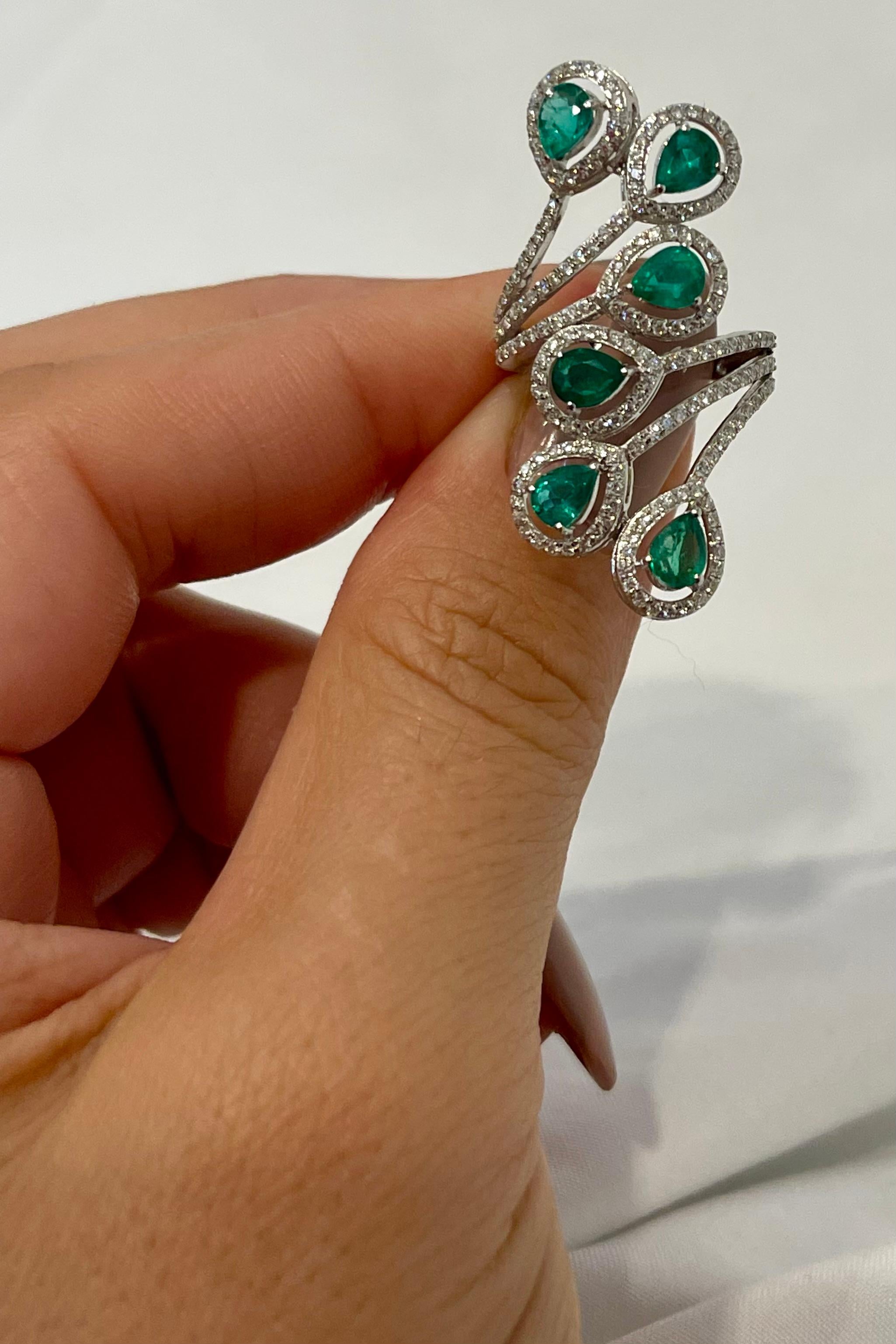 3 Ct Natural  Zambian Emeralds and 1.2 Ct Diamond Ring in 14 karat White Gold For Sale 5