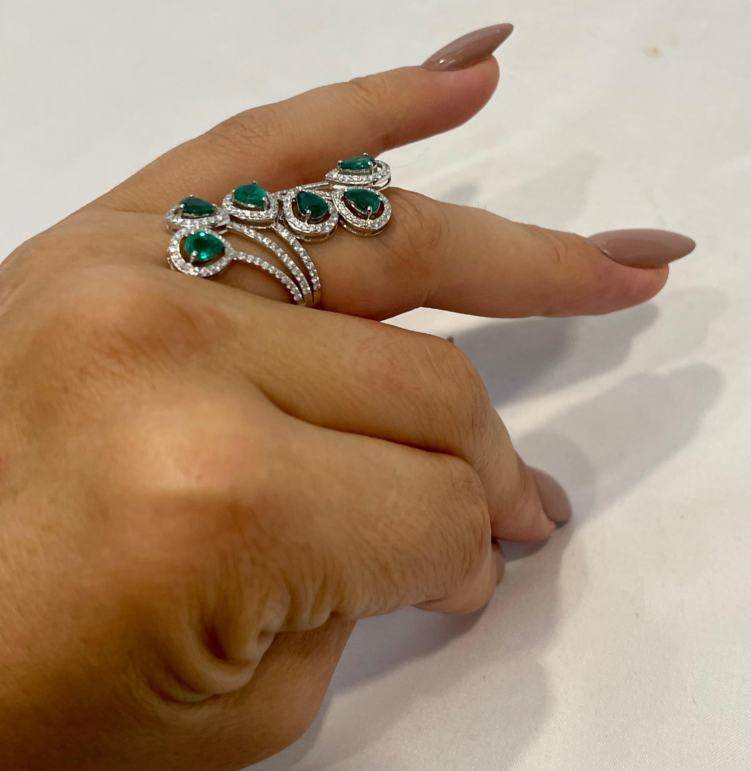 3 Ct Natural  Zambian Emeralds and 1.2 Ct Diamond Ring in 14 karat White Gold In New Condition For Sale In New York, NY
