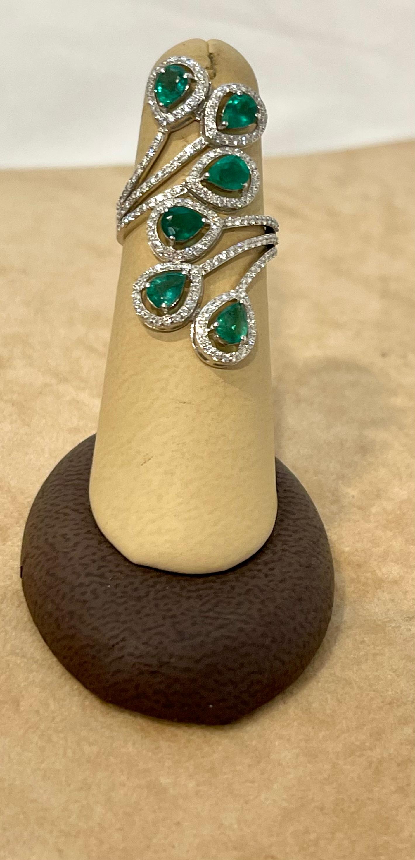 Women's 3 Ct Natural  Zambian Emeralds and 1.2 Ct Diamond Ring in 14 karat White Gold For Sale
