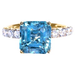 3 Ct Rare Santa Maria Aquamarine and Diamond 18K Ring
