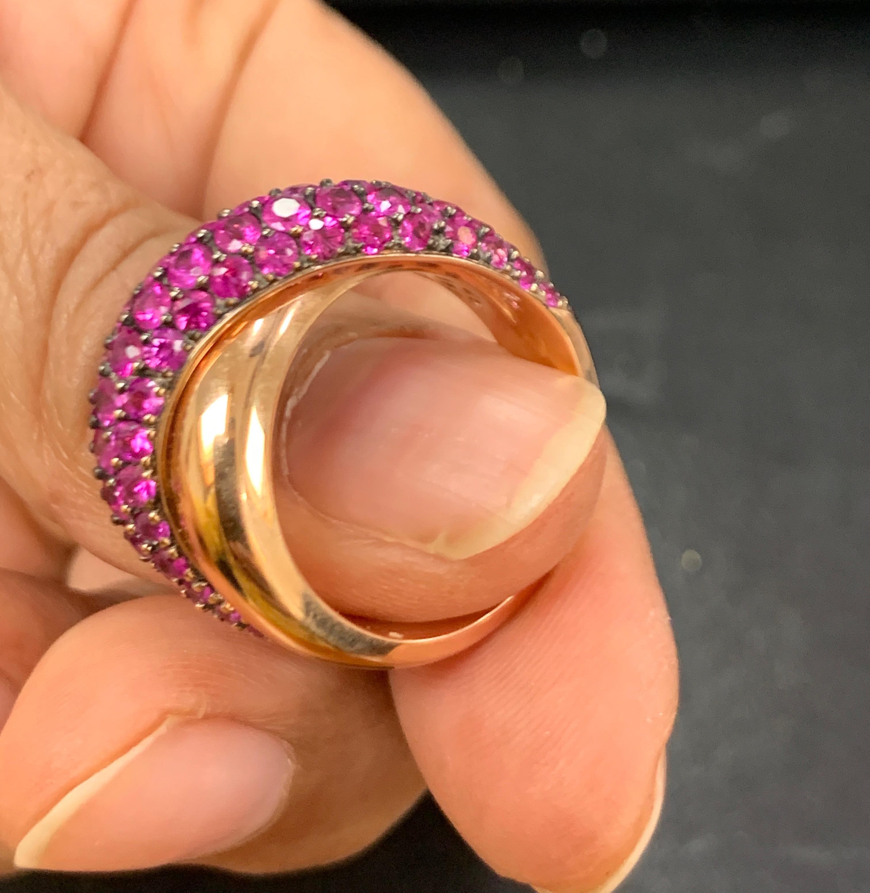 3 Carat Ruby 18 Karat Rose Gold Cross Over Ring 13 Grams Size 8 For Sale 4