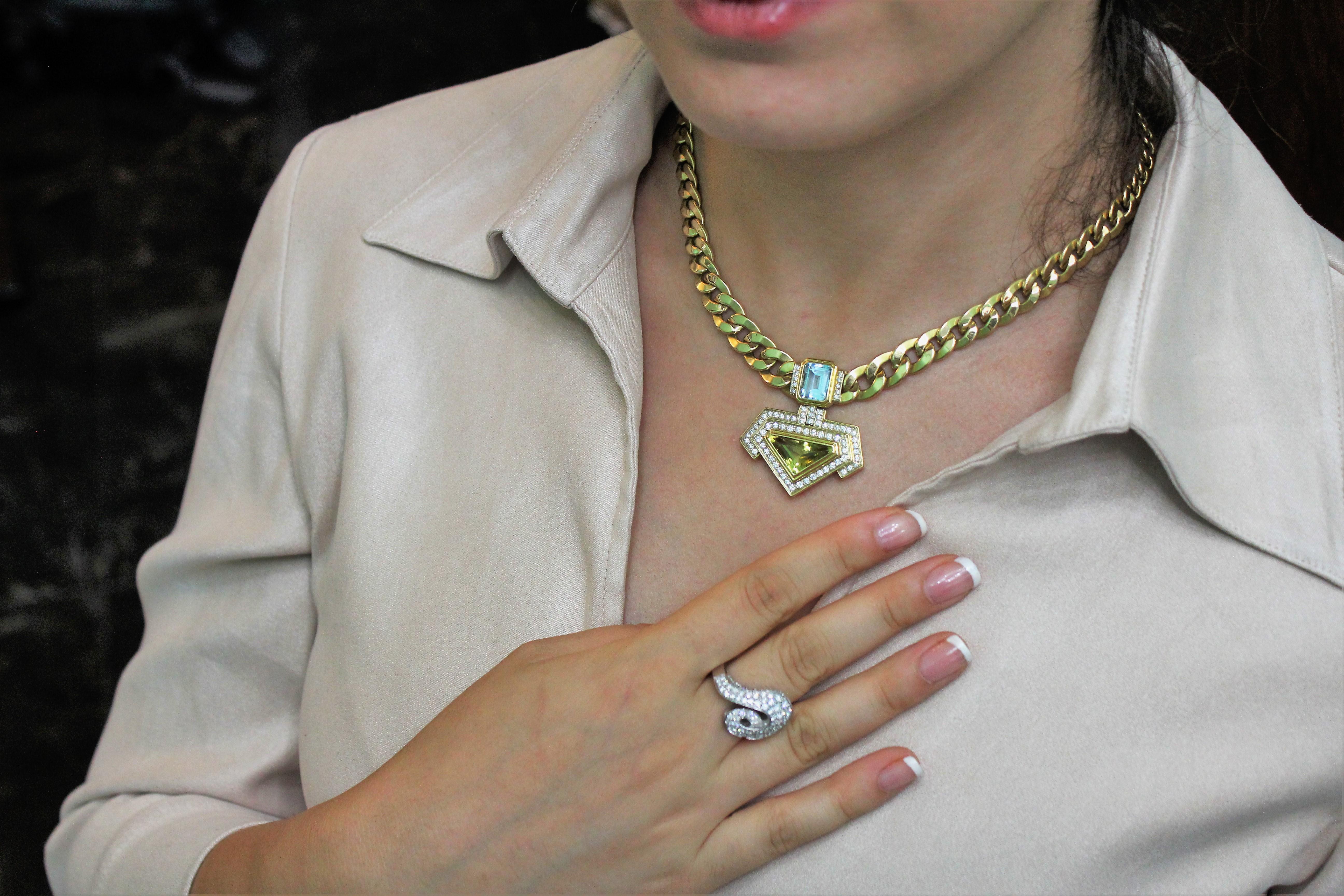 Emerald Cut 3 Ct. Topaz 4.5 Ct Quartz 2 Ct Diamonds G/H VS 18K Gold Pendant Necklace, 1980s For Sale