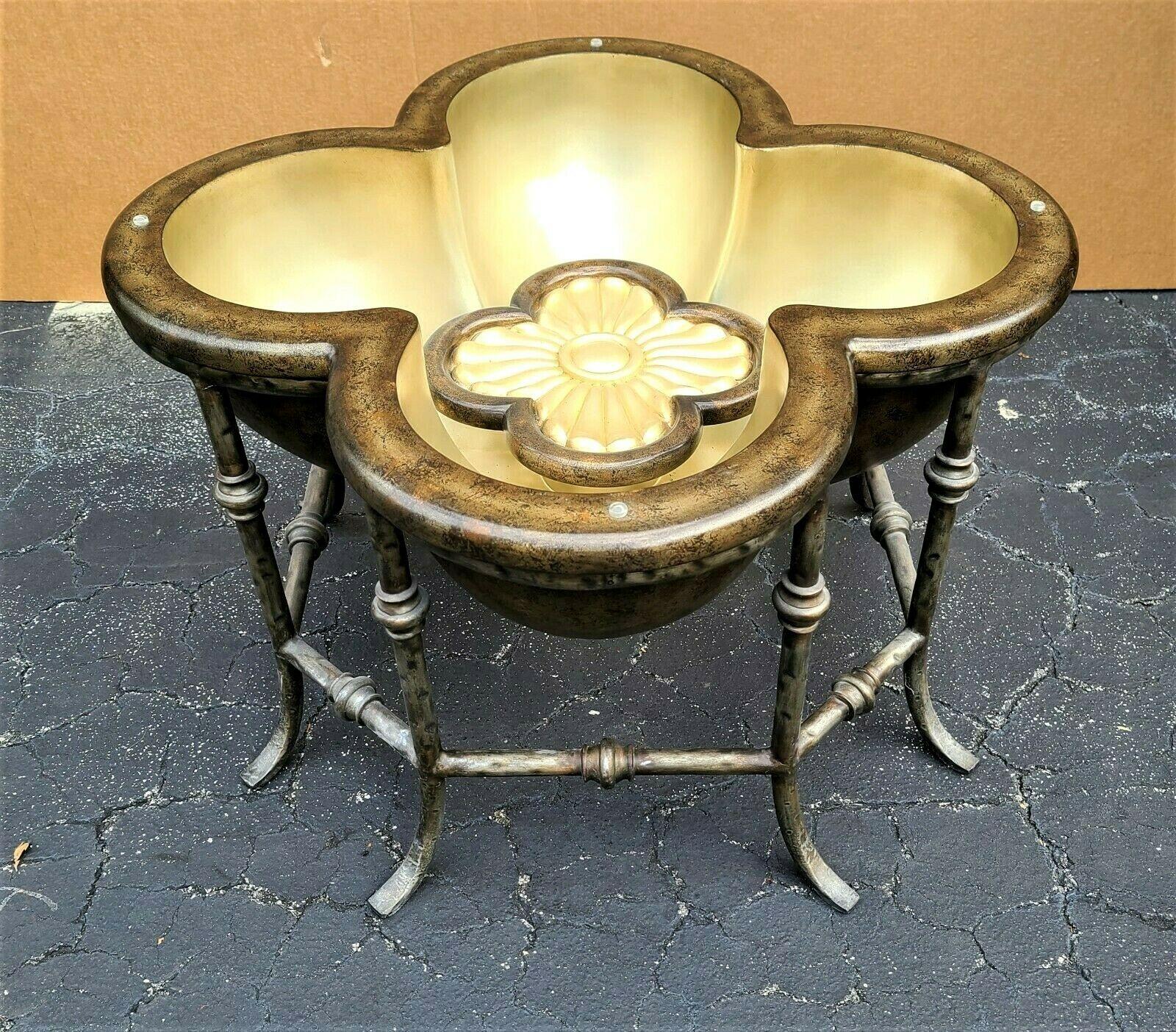 Offering one of our recent palm beach estate fine furniture acquisitions of a
3 dimensional lotus flower glass top indoor outdoor cocktail coffee side end table
Aluminum frame with fiberglass Lotus Flower insert so it can be used anywhere.

(We