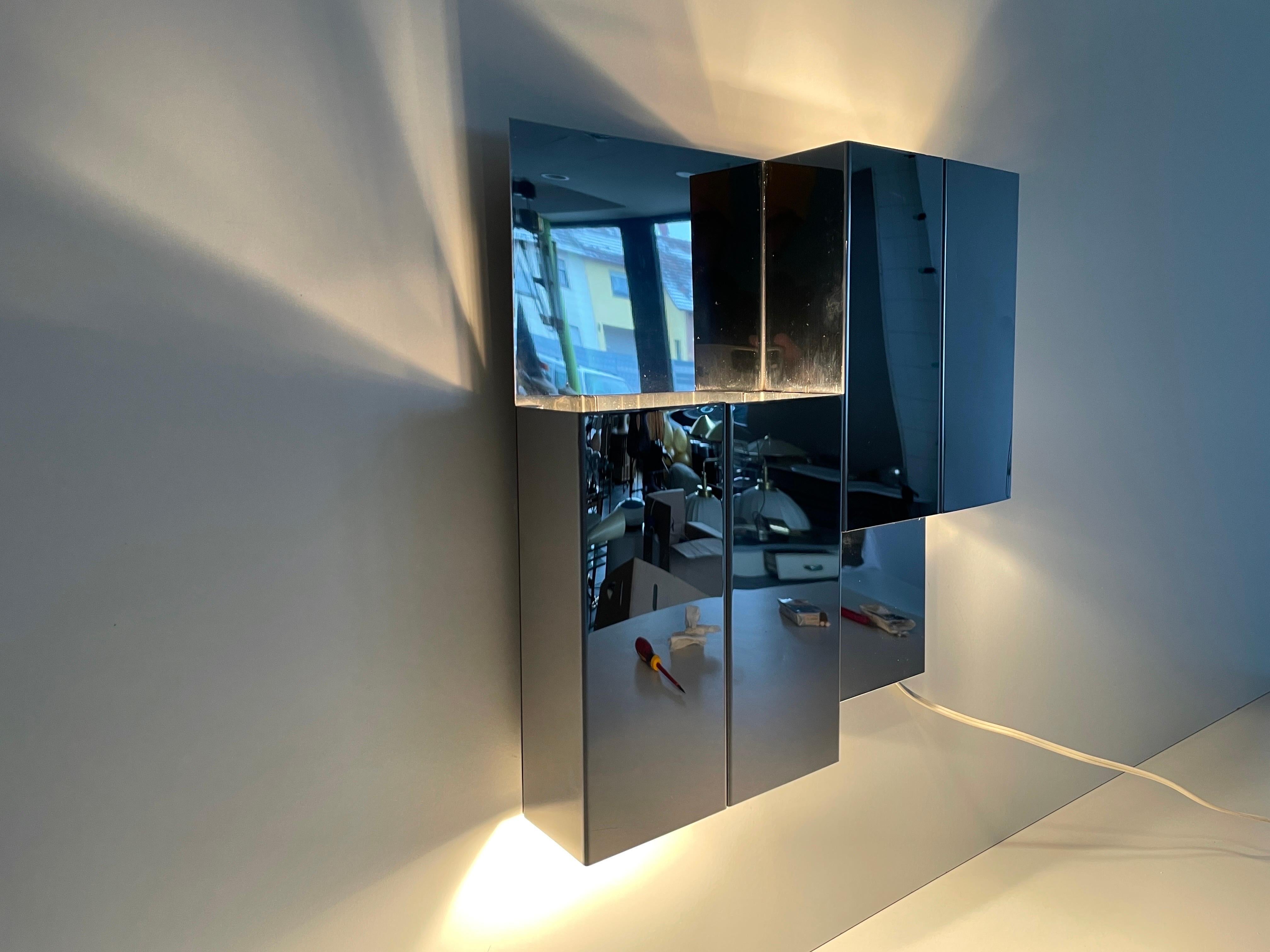 3 Dimensional Square Design Chrome Wall Lamp, 1970s, Italy For Sale 5