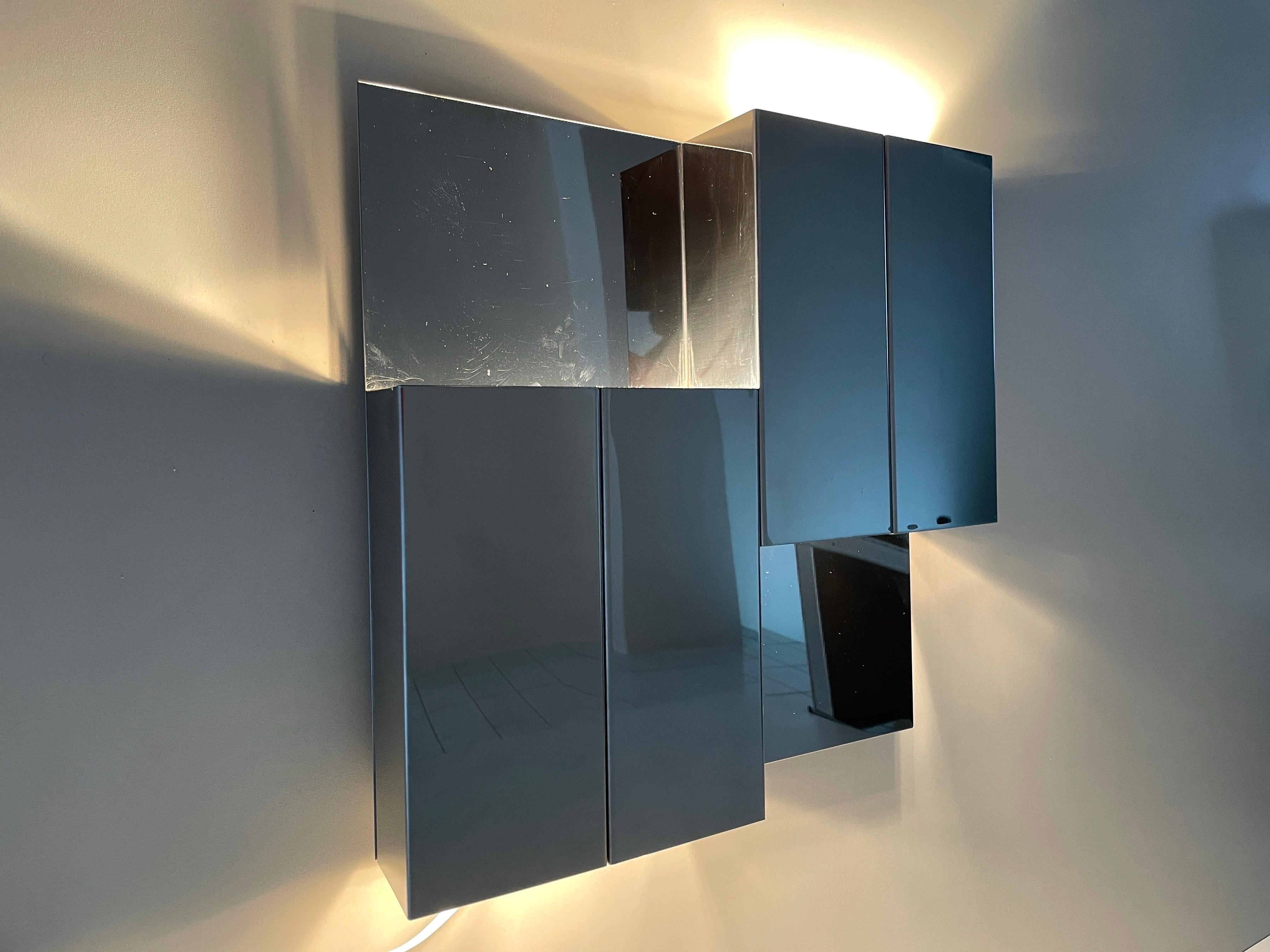 3 Dimensional Square Design Chrome Wall Lamp, 1970s, Italy For Sale 11