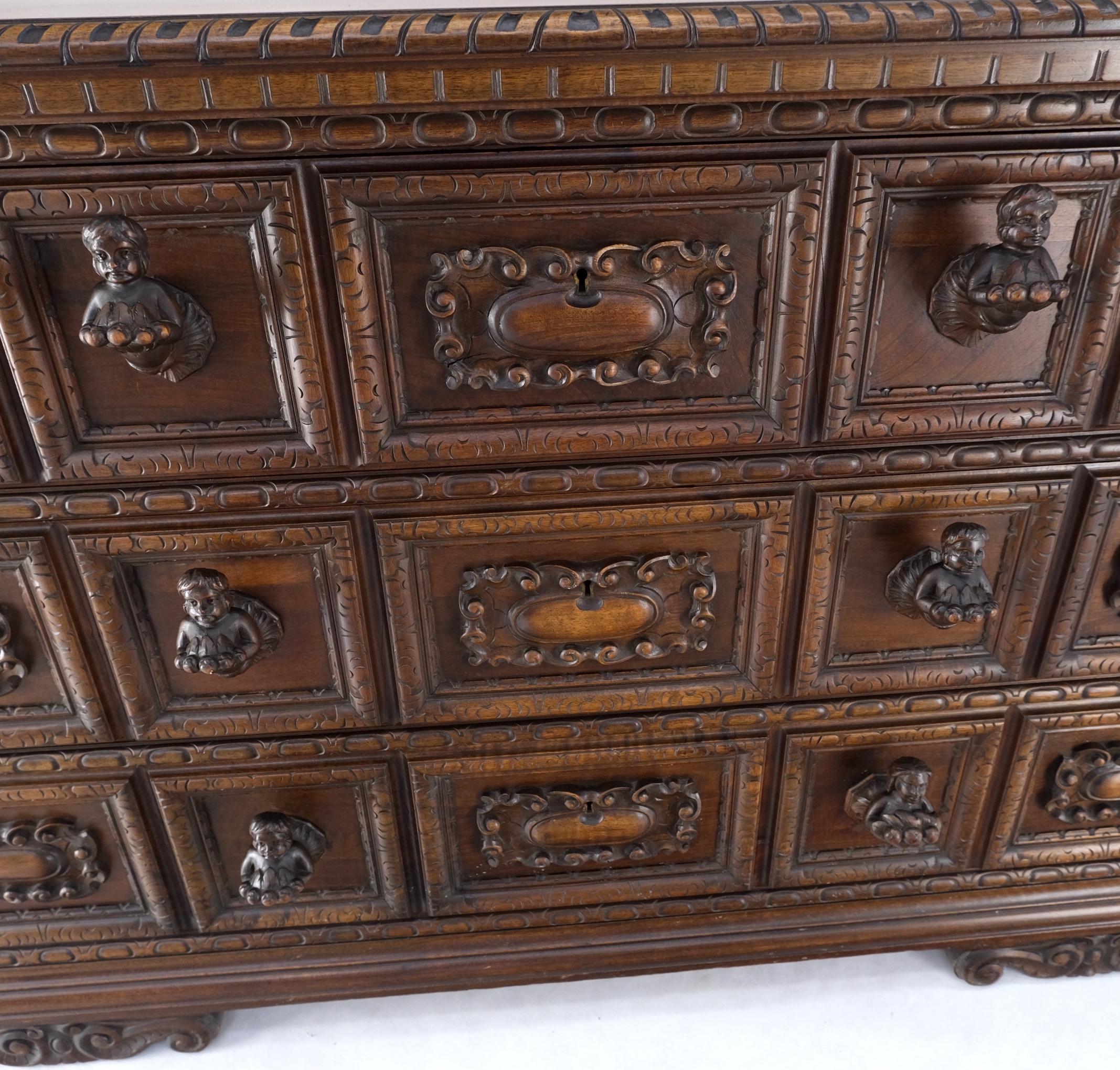 Maple 3 Dovetail Drawers Heavily Carved Wooden Pulls Rope Edge Bachelor Chest Dresser For Sale