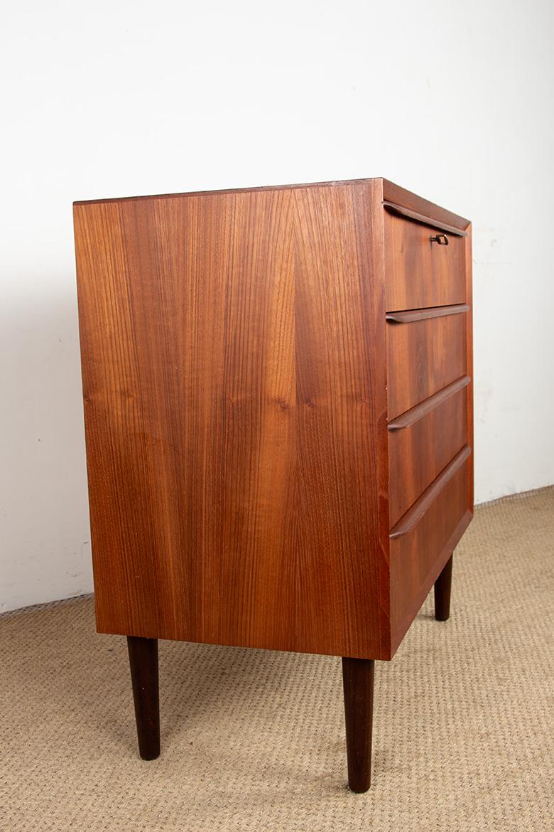 Commode à 3 tiroirs, teck, Danemark années 1960. en vente 6