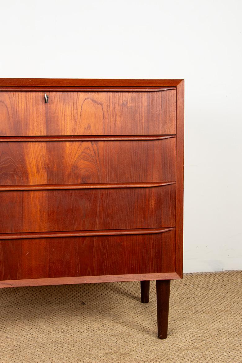 Commode à 3 tiroirs, teck, Danemark années 1960. Excellent état - En vente à JOINVILLE-LE-PONT, FR