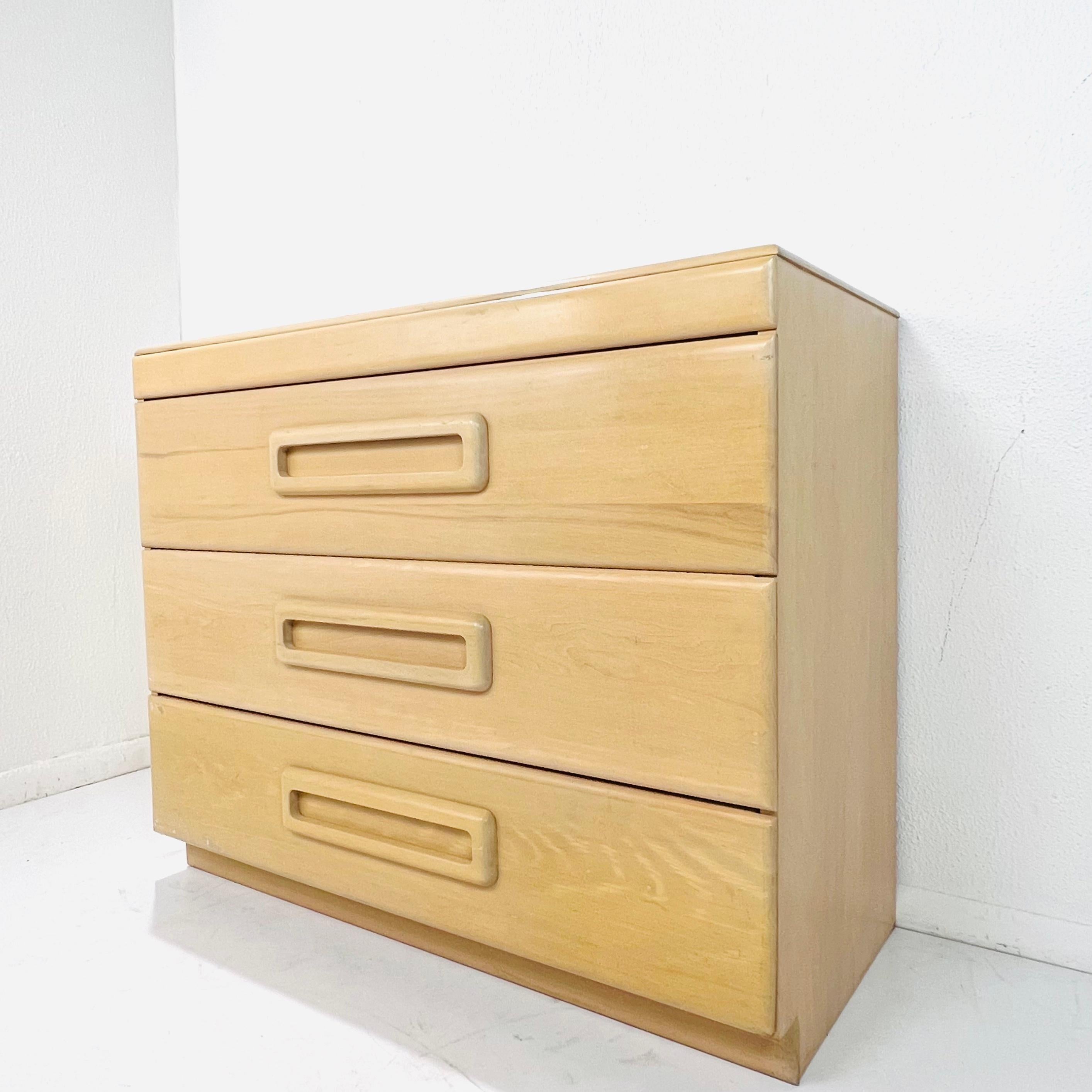 Mid-Century Modern 3 Drawer Dresser by Russel Wright for Conant Ball For Sale