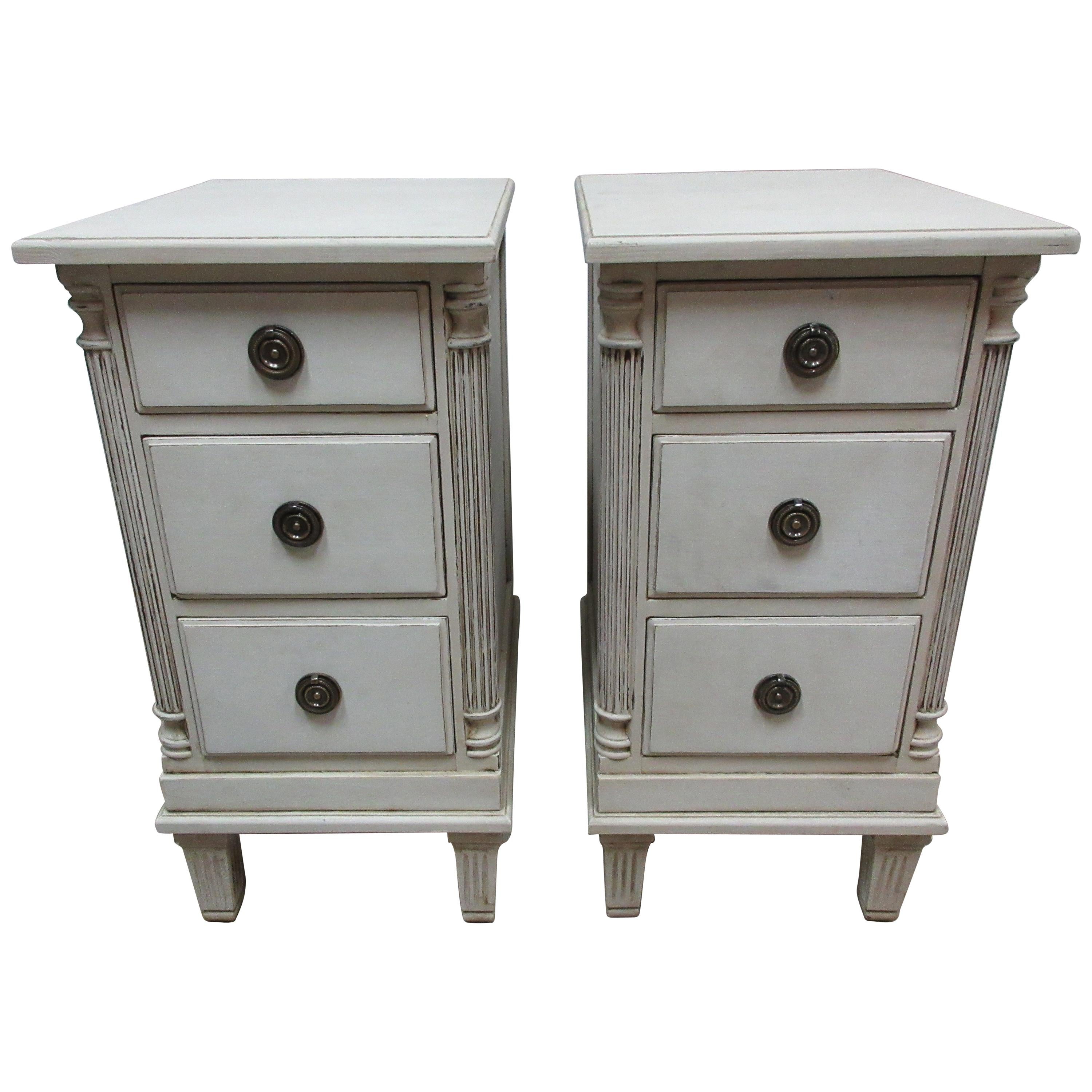 3-Drawer Gustavian Nightstands