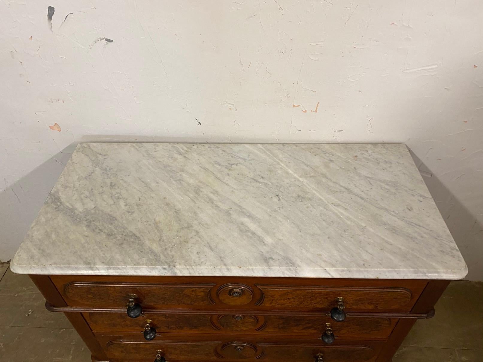 3 Drawer Marble Top Victorian Chest of Drawers In Good Condition In Sheffield, MA