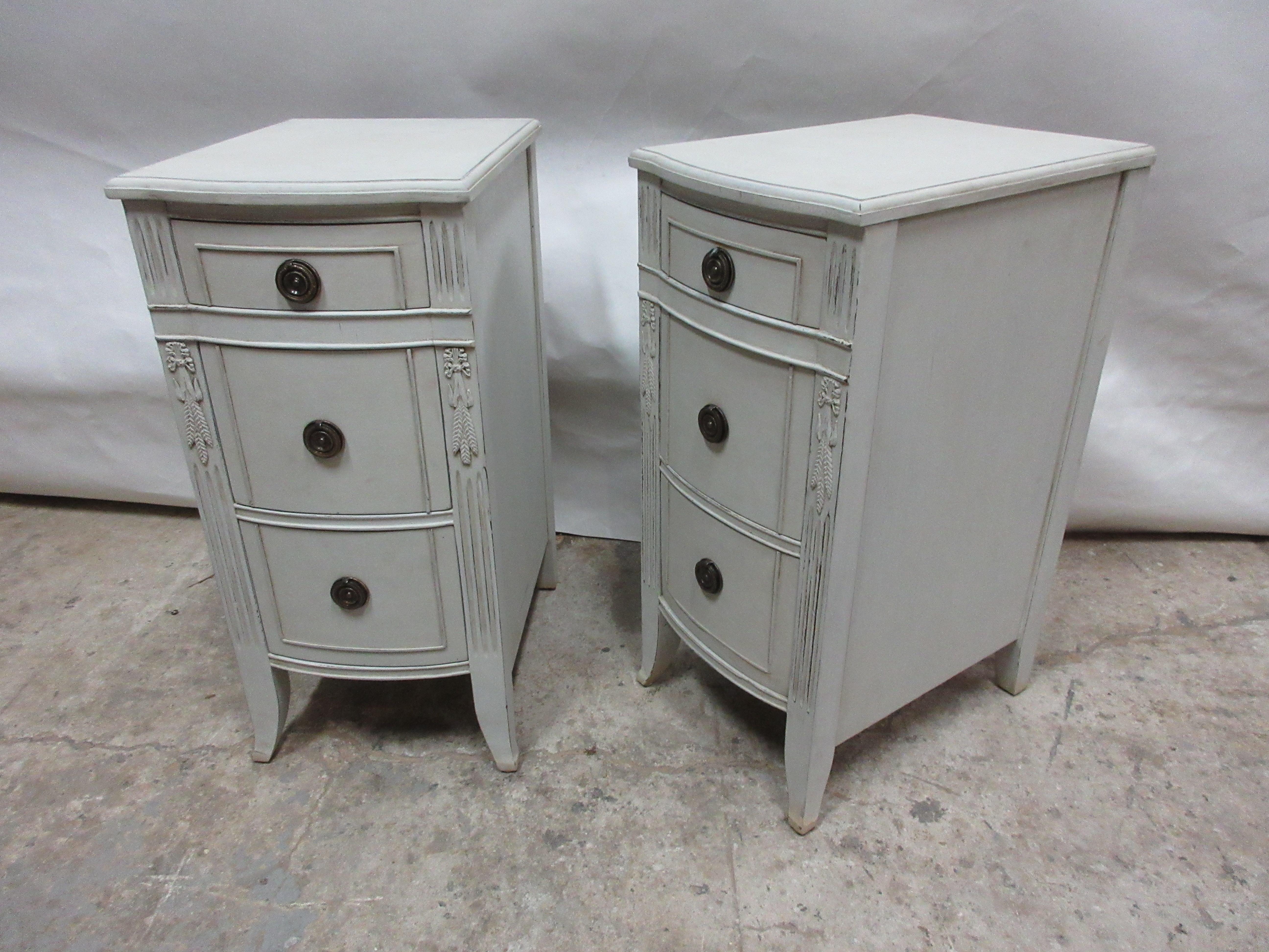 This is a set of 2, 3-drawer nightstands. They have been restored and repainted with milk paints 
