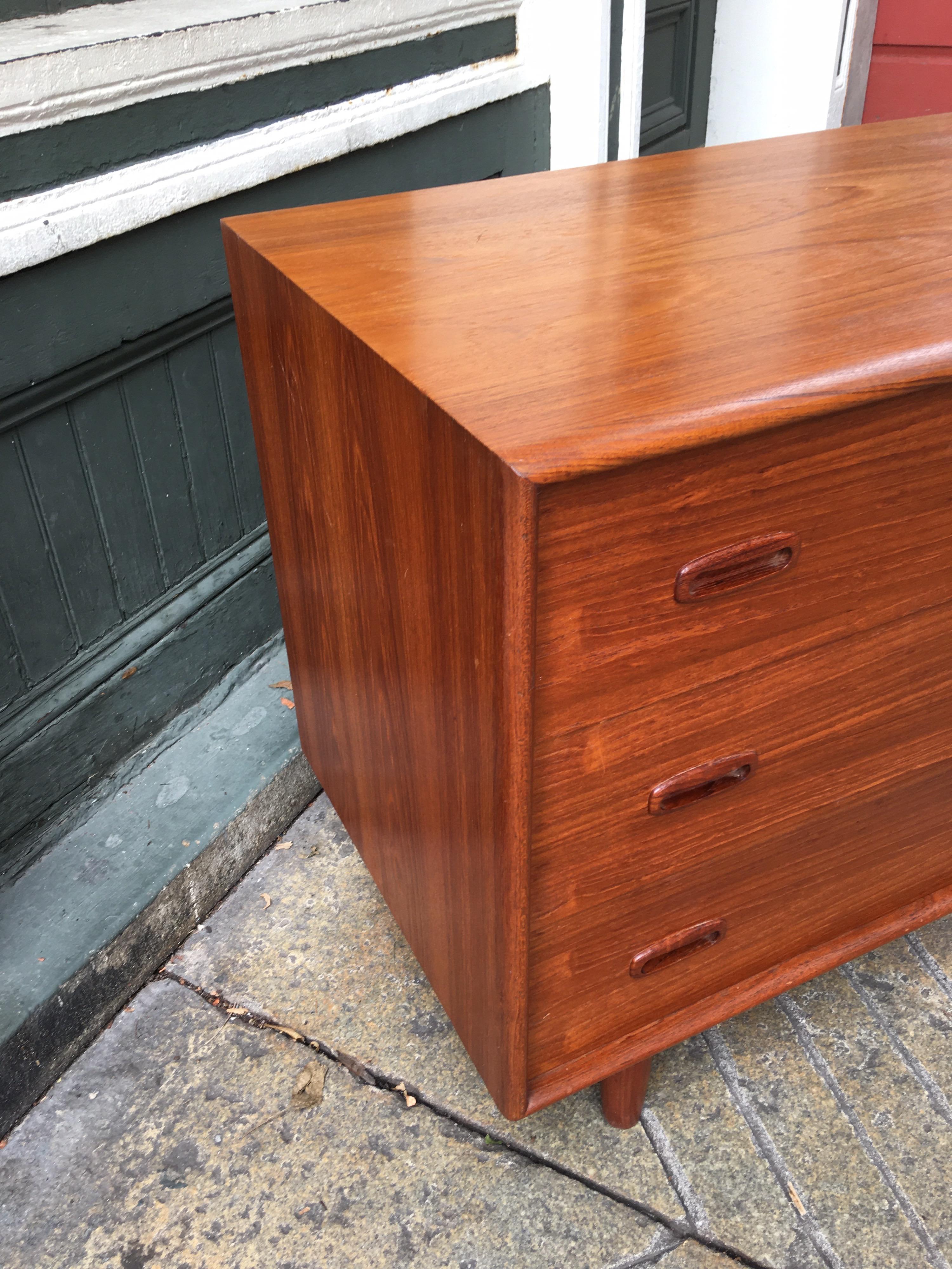 Mid-Century Modern 3-Drawer Teak Dresser