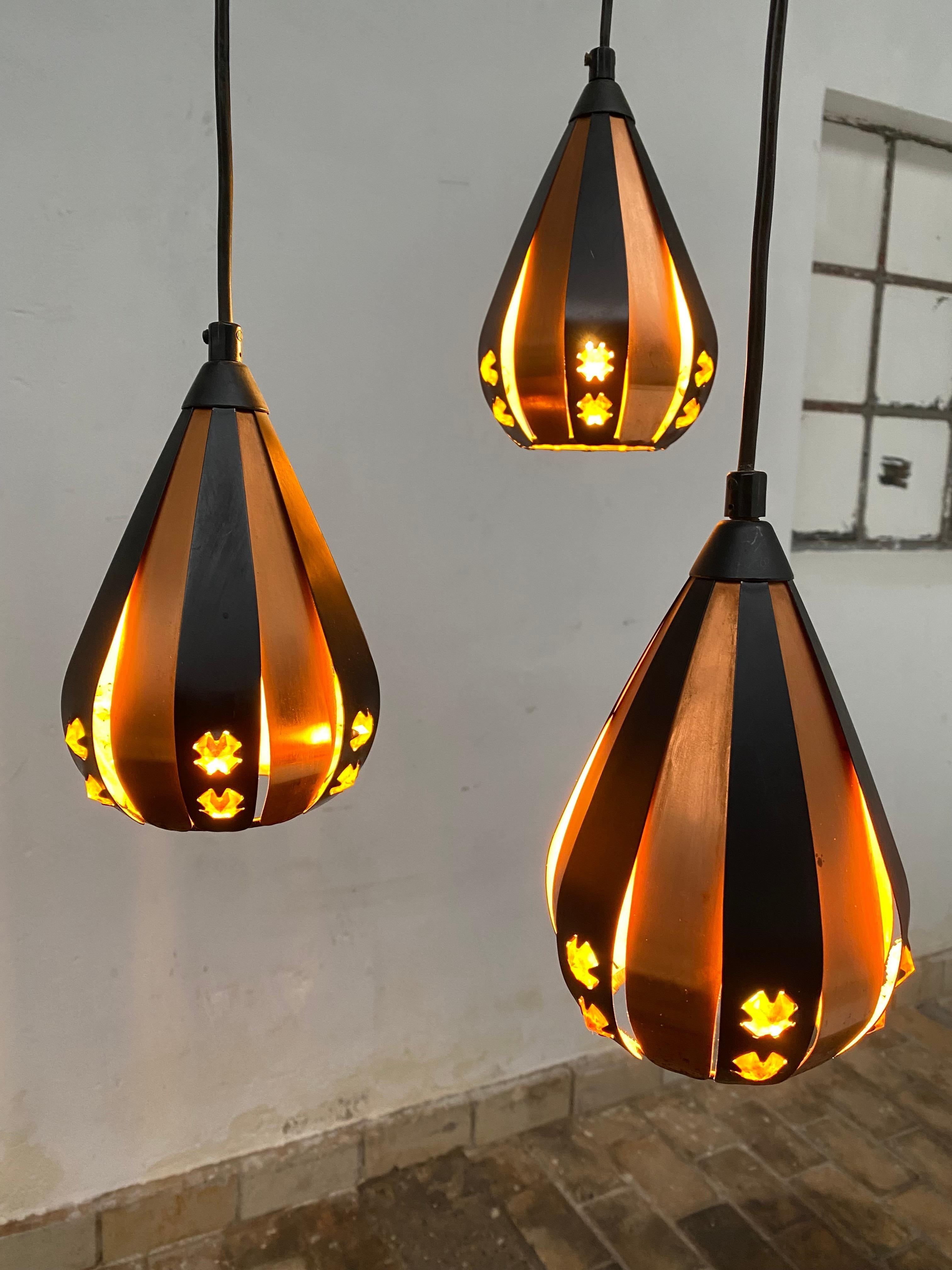 Mid-Century Modern 3 Droplet Pendant Chandelier by Werner Schou for Coronell Electrical Denmark  For Sale