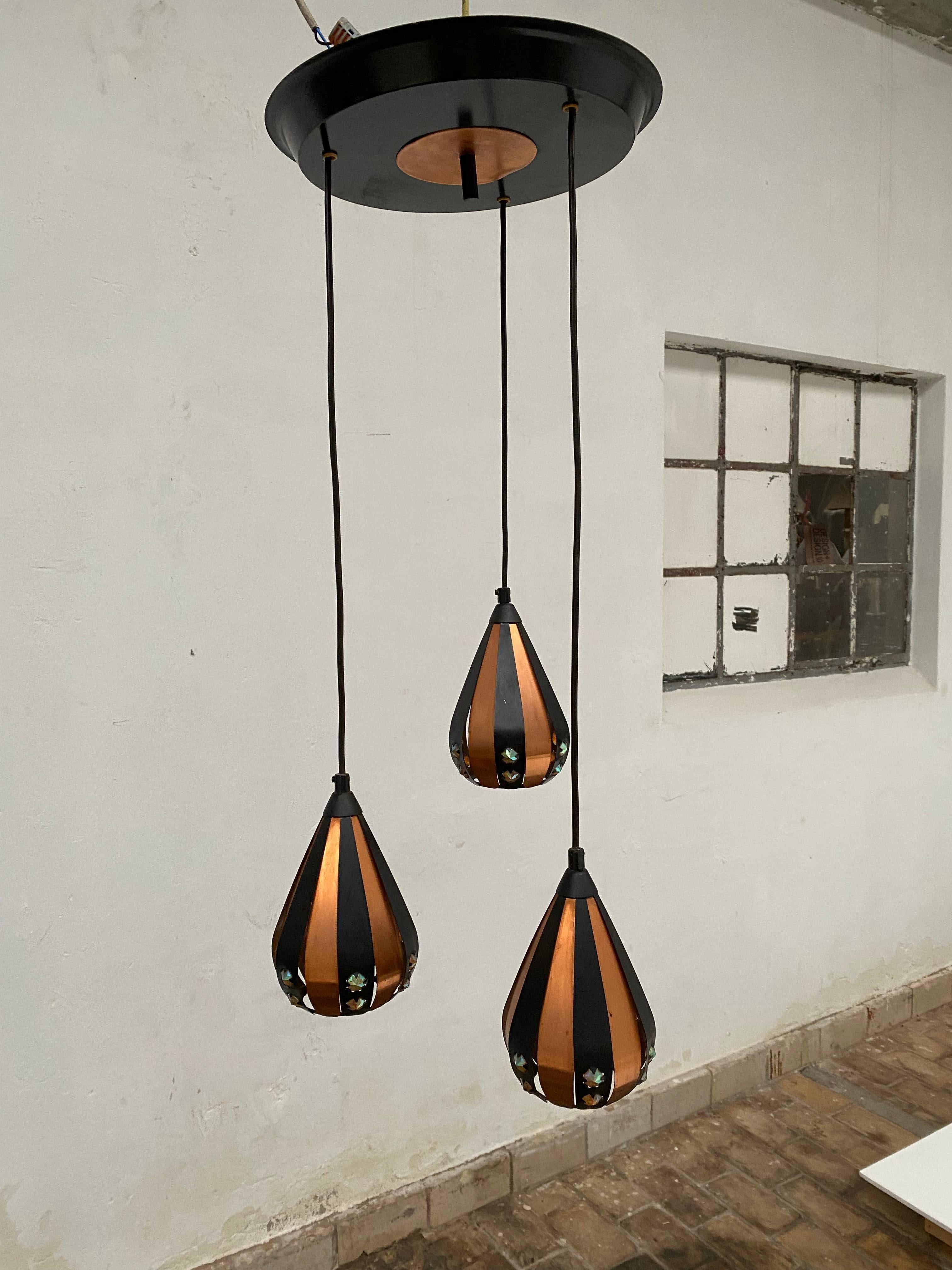 3 Droplet Pendant Chandelier by Werner Schou for Coronell Electrical Denmark  In Good Condition For Sale In bergen op zoom, NL