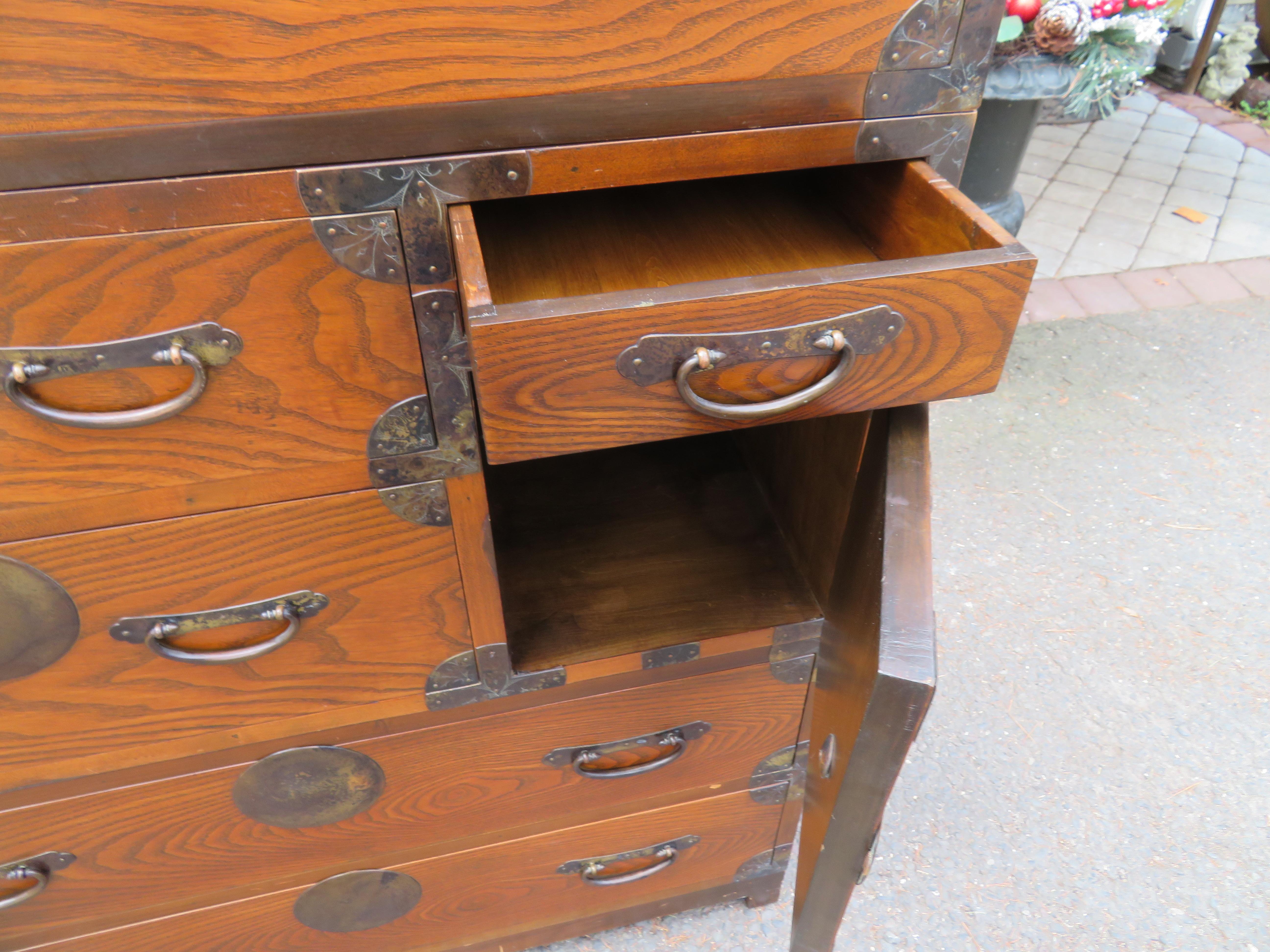 3 Fabulous 20th Century Japanese style Stacking Tansu Chest of Drawers For Sale 8
