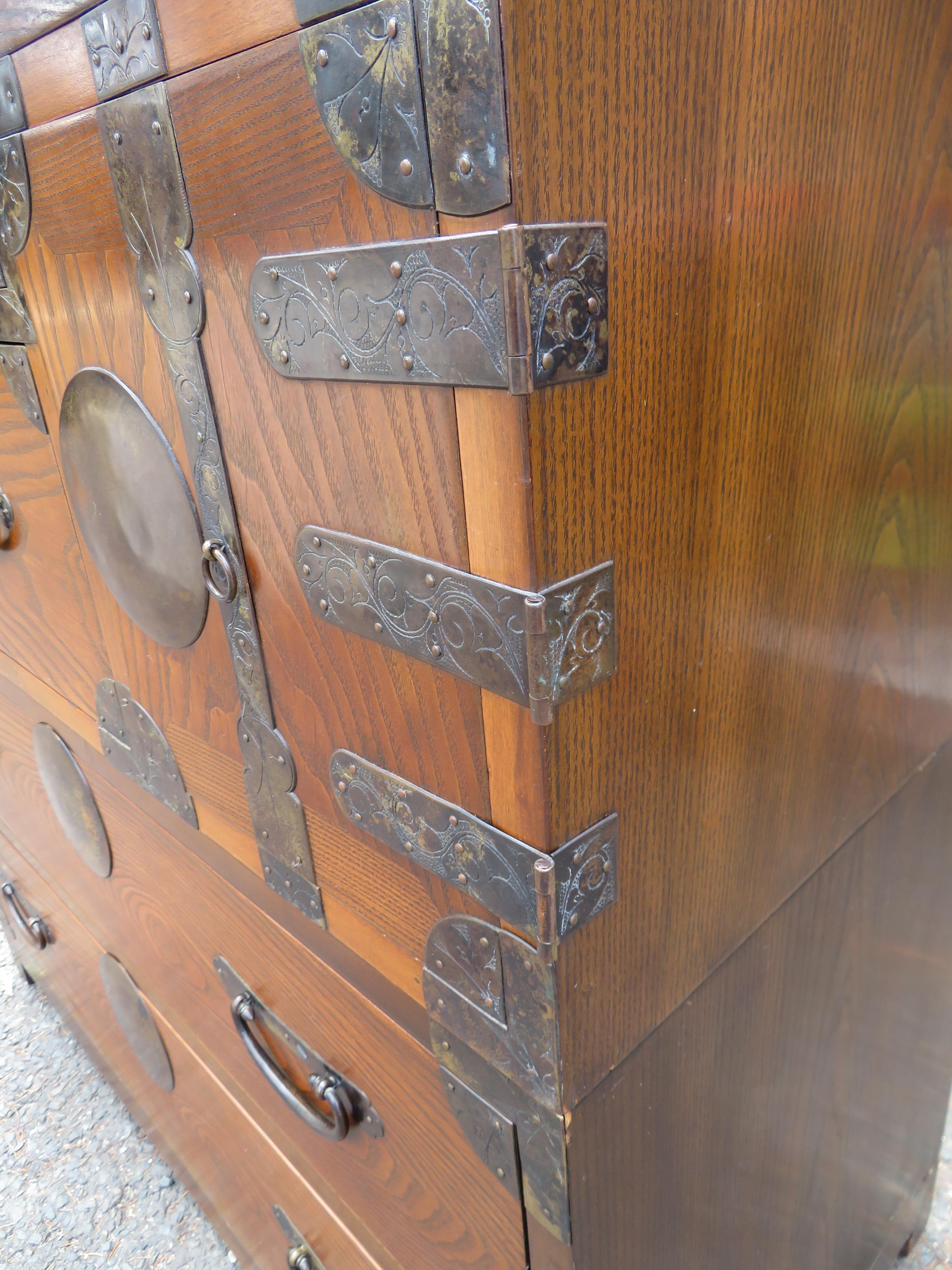 3 Fabulous 20th Century Japanese style Stacking Tansu Chest of Drawers For Sale 11