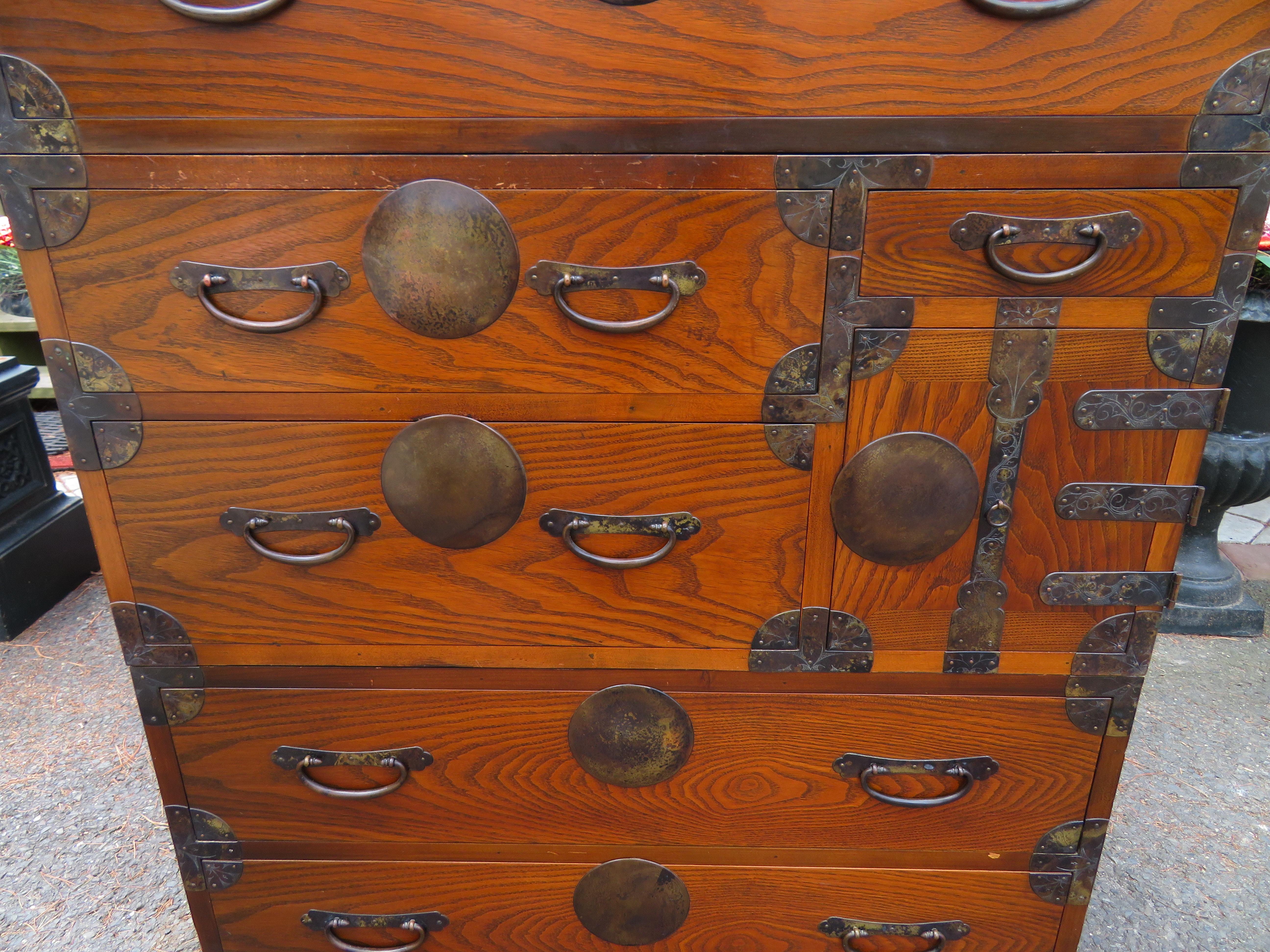 American 3 Fabulous 20th Century Japanese style Stacking Tansu Chest of Drawers For Sale