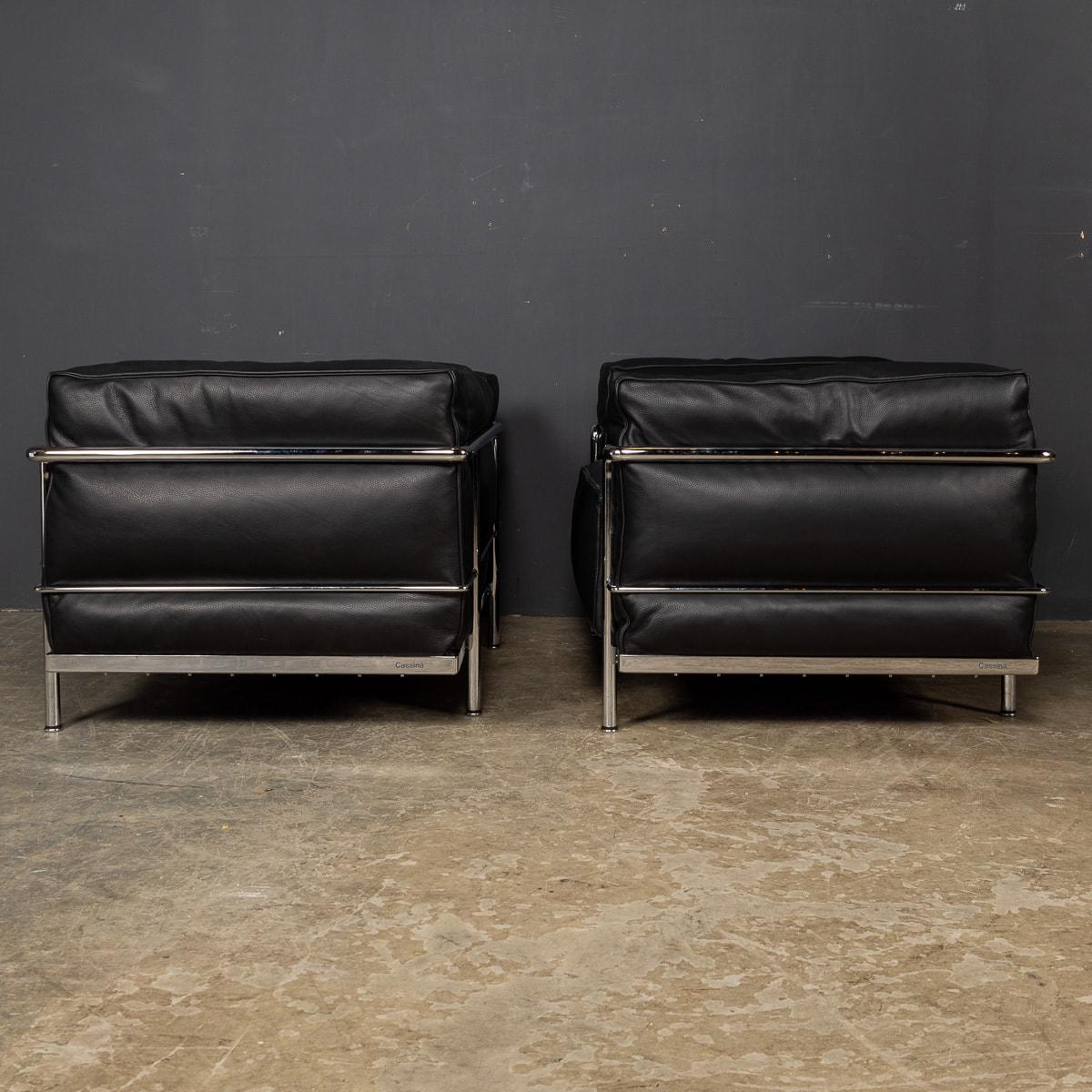 Français 3 fauteuils Grand Confort, Grand Modele, Durable Cassina Le Corbusier en vente