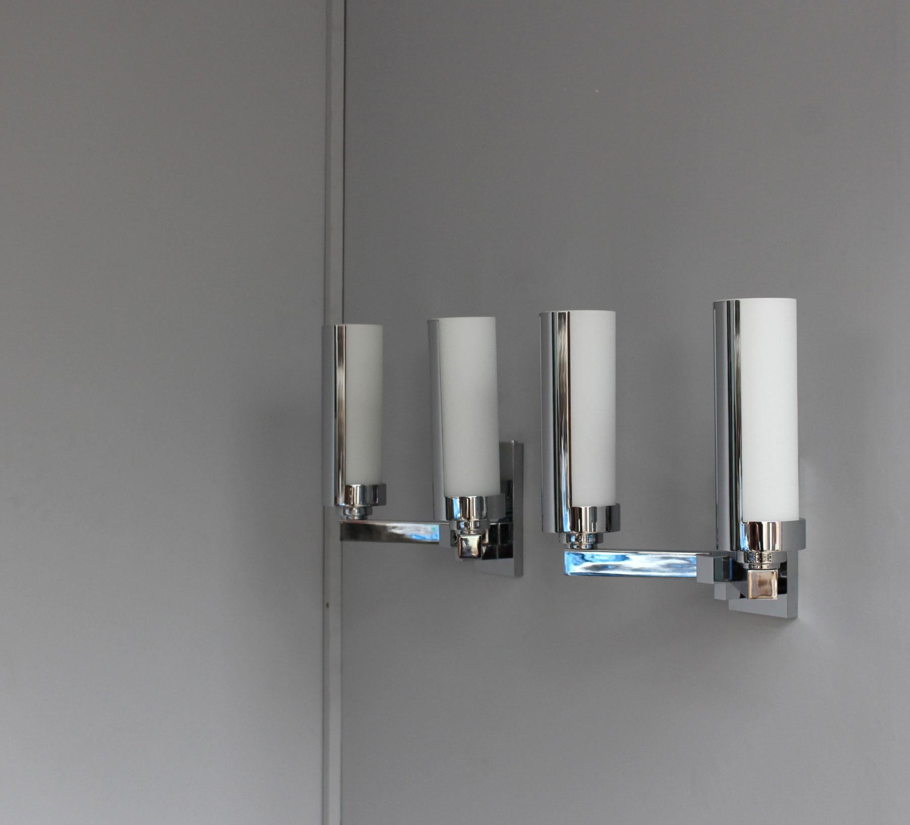 Mid-Century Modern 3 Fine French 1960s Chrome and Glass Sconces by Perzel For Sale