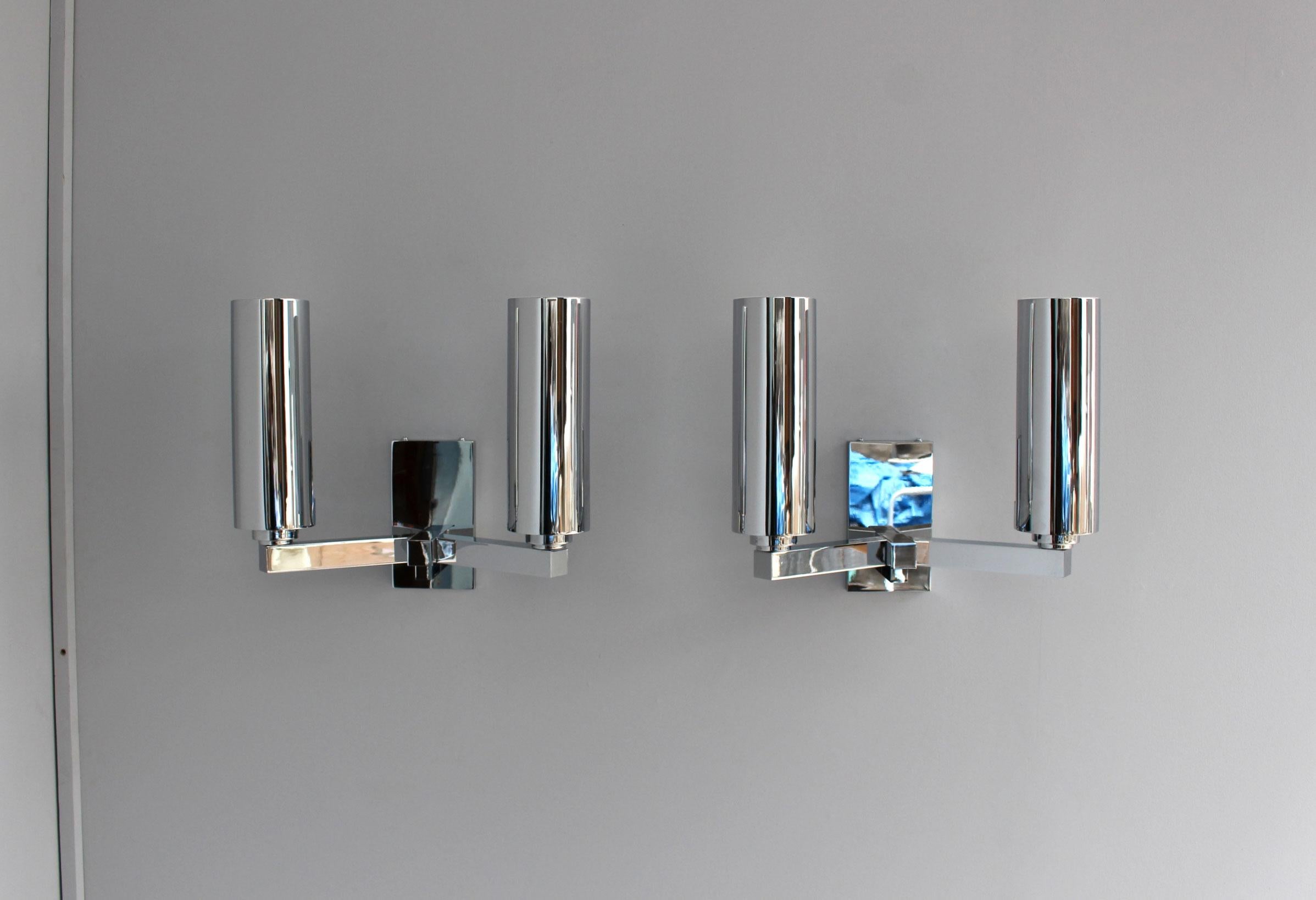 Mid-20th Century 3 Fine French 1960s Chrome and Glass Sconces by Perzel For Sale