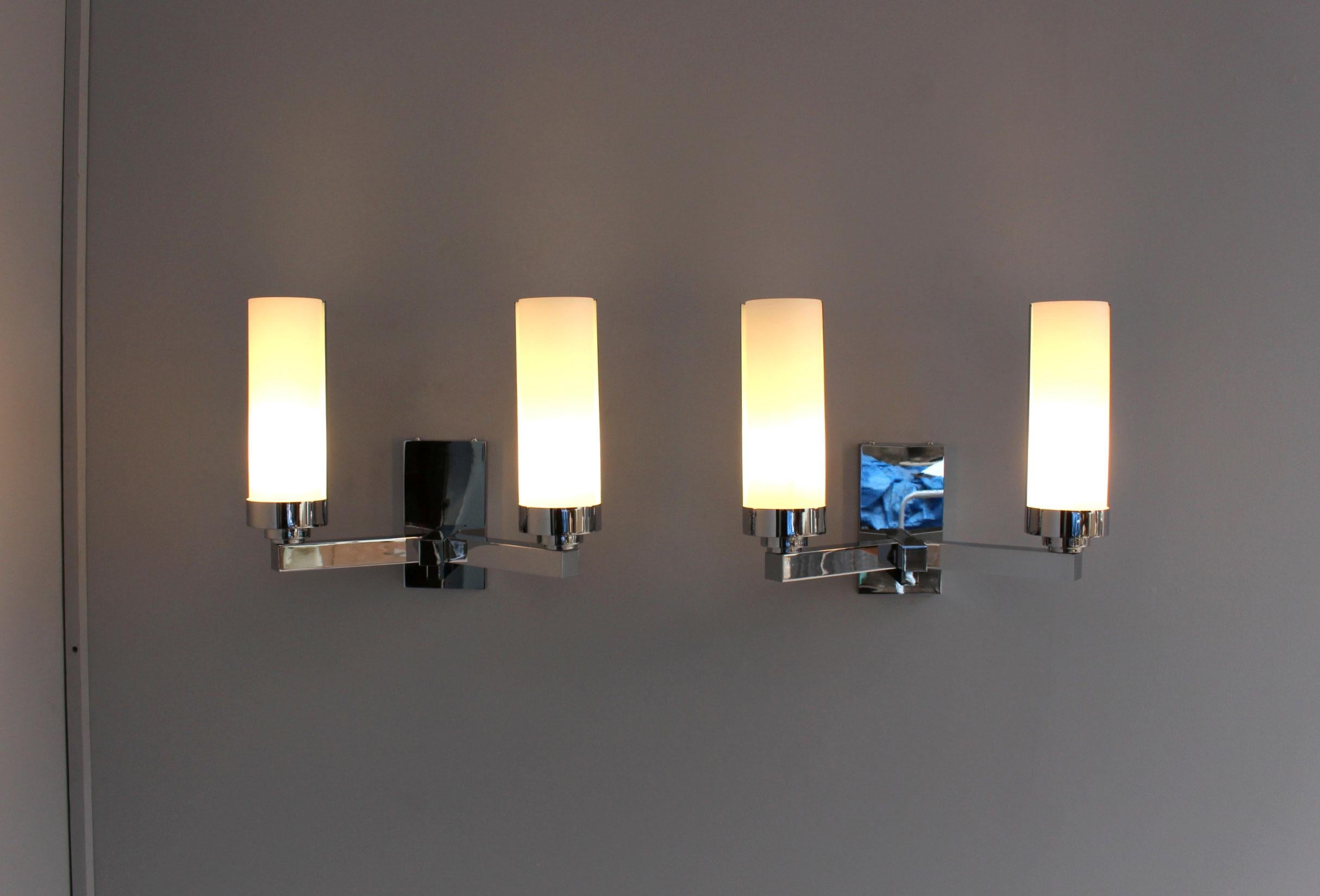 3 Fine French 1960s Chrome and Glass Sconces by Perzel For Sale 3