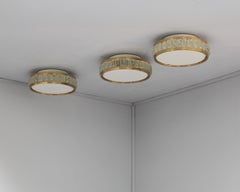 3 feine französische 1970er Jahre Queens Halskette Flush Mounts von Perzel (Preis pro Stück)