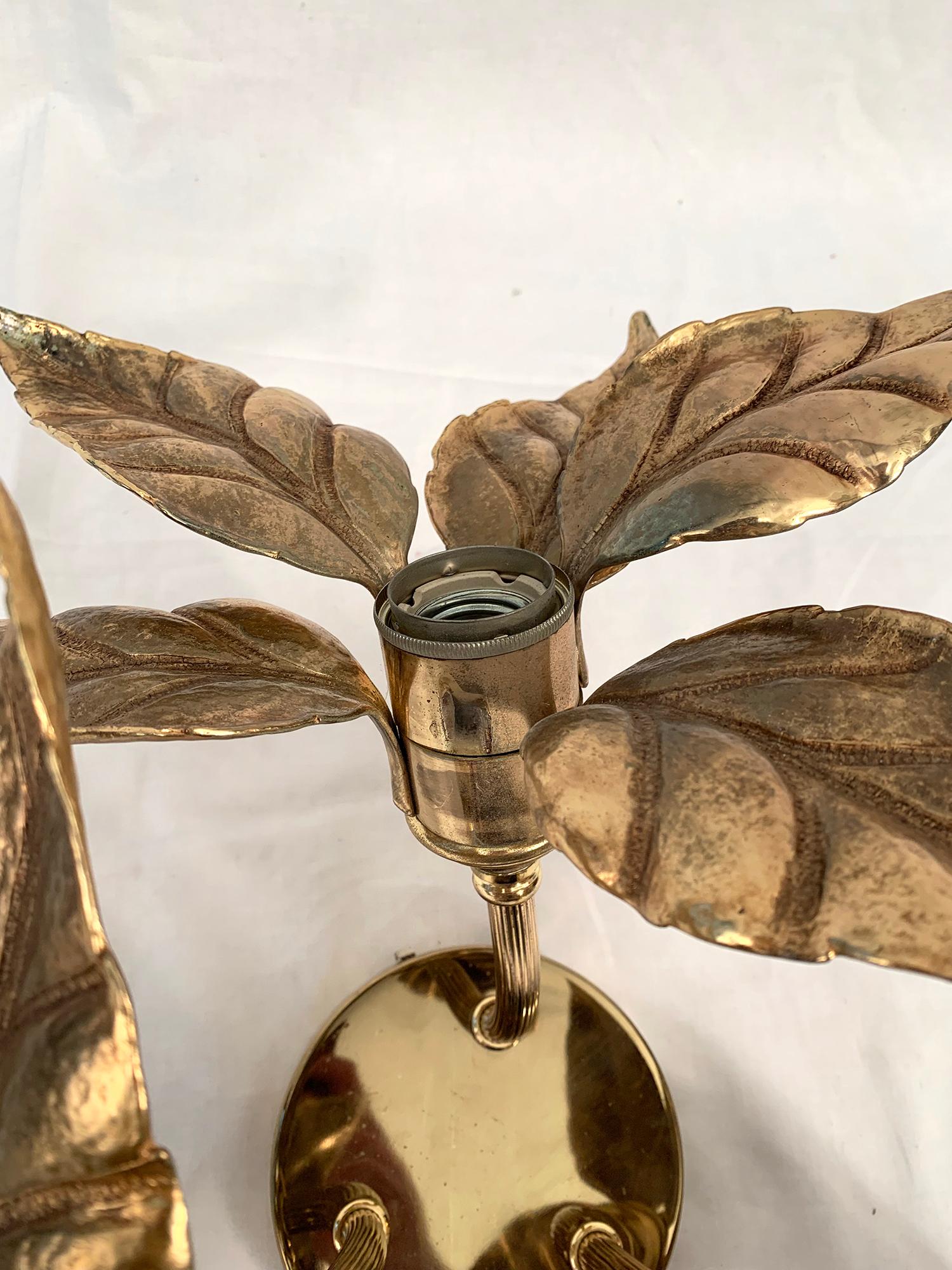 Gilt 3 Flowers Wall Sconce by Willy Daro, 1970s For Sale
