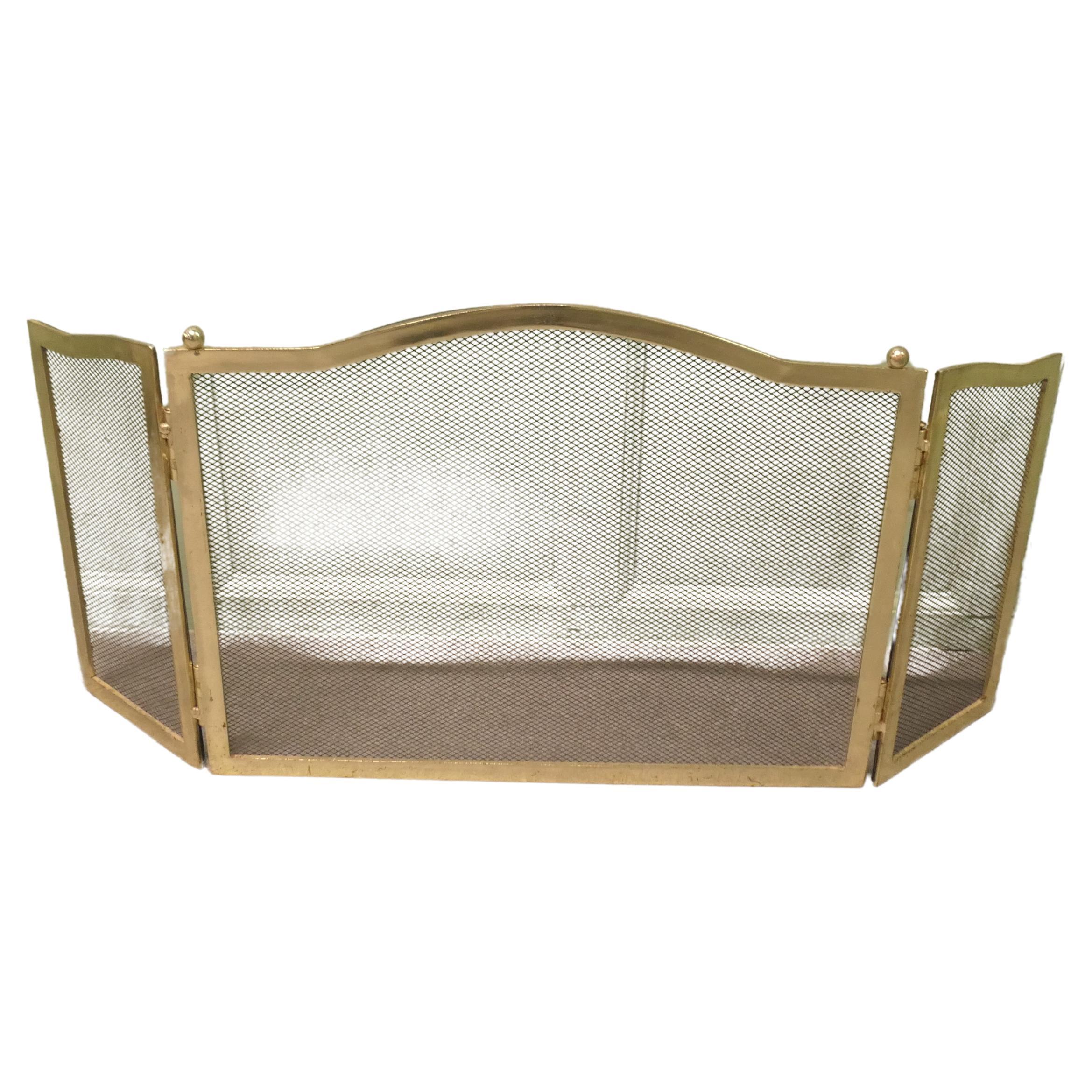 3 Fold French Brass Fire Guard   This is a folding Fireguard For Sale