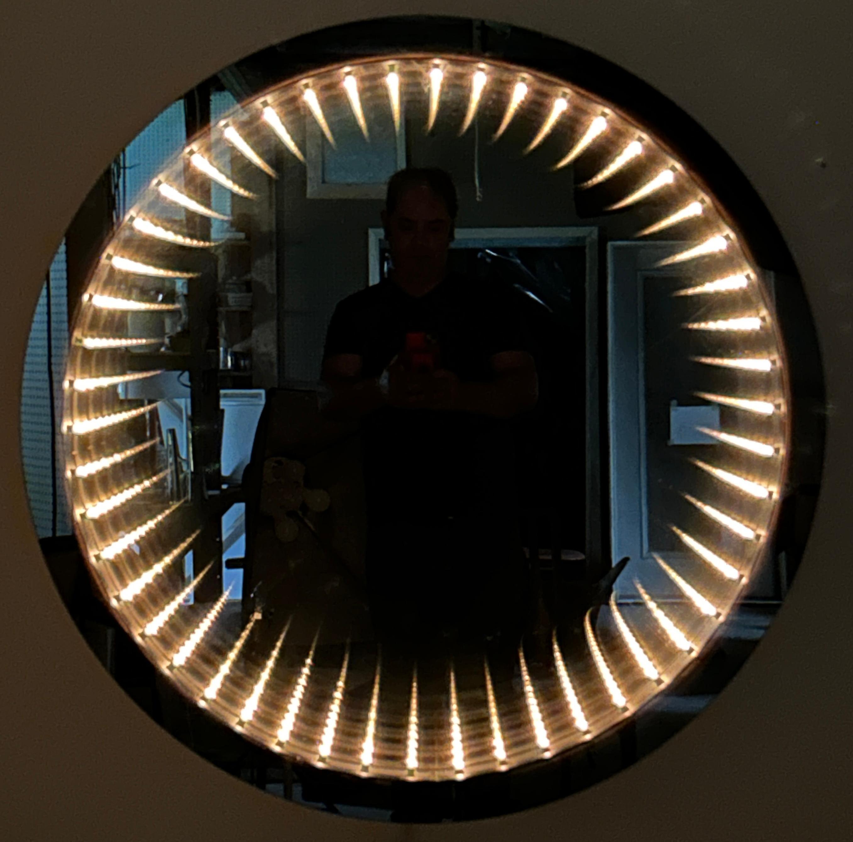 Mid-Century Modern Miroir à l'infini de 3 pieds de diamètre 1970 vintage Op Art en vente