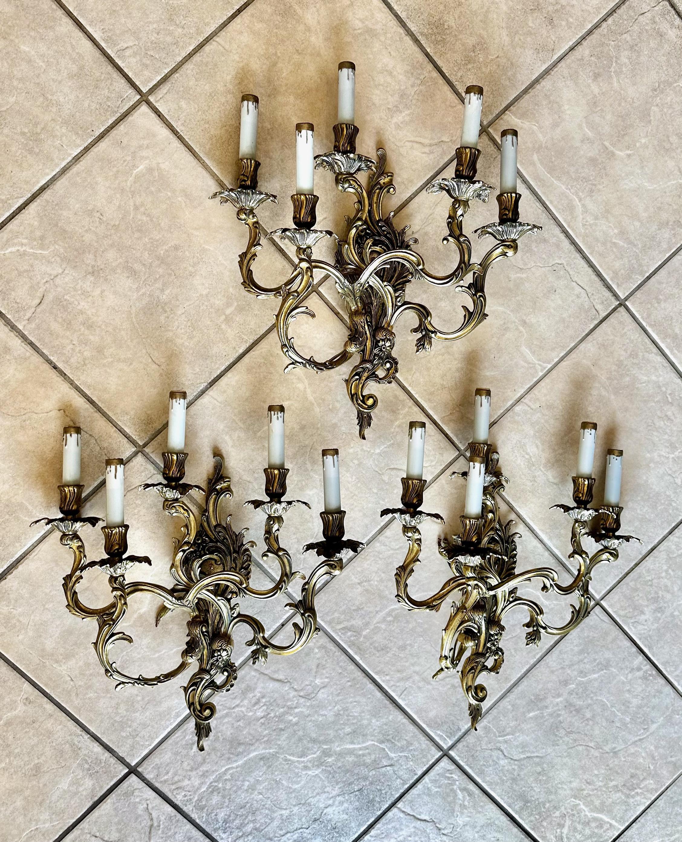 Set 3 French Louis XV Style 5 Light Wall Sconces In Good Condition For Sale In Palm Springs, CA