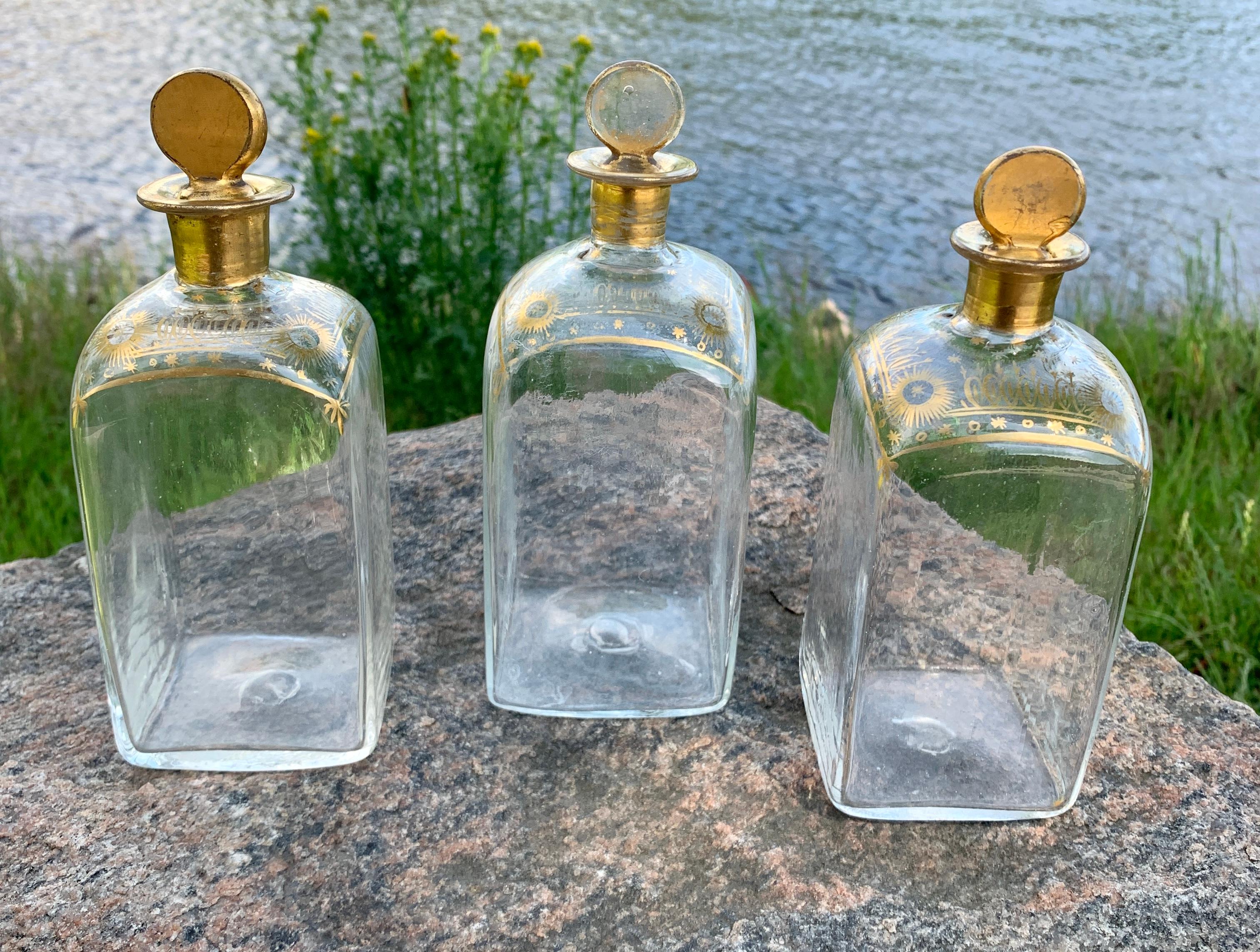 3 French Louis XVI Hand-Blown and Gold Decor Liquor Bottles For Sale 11
