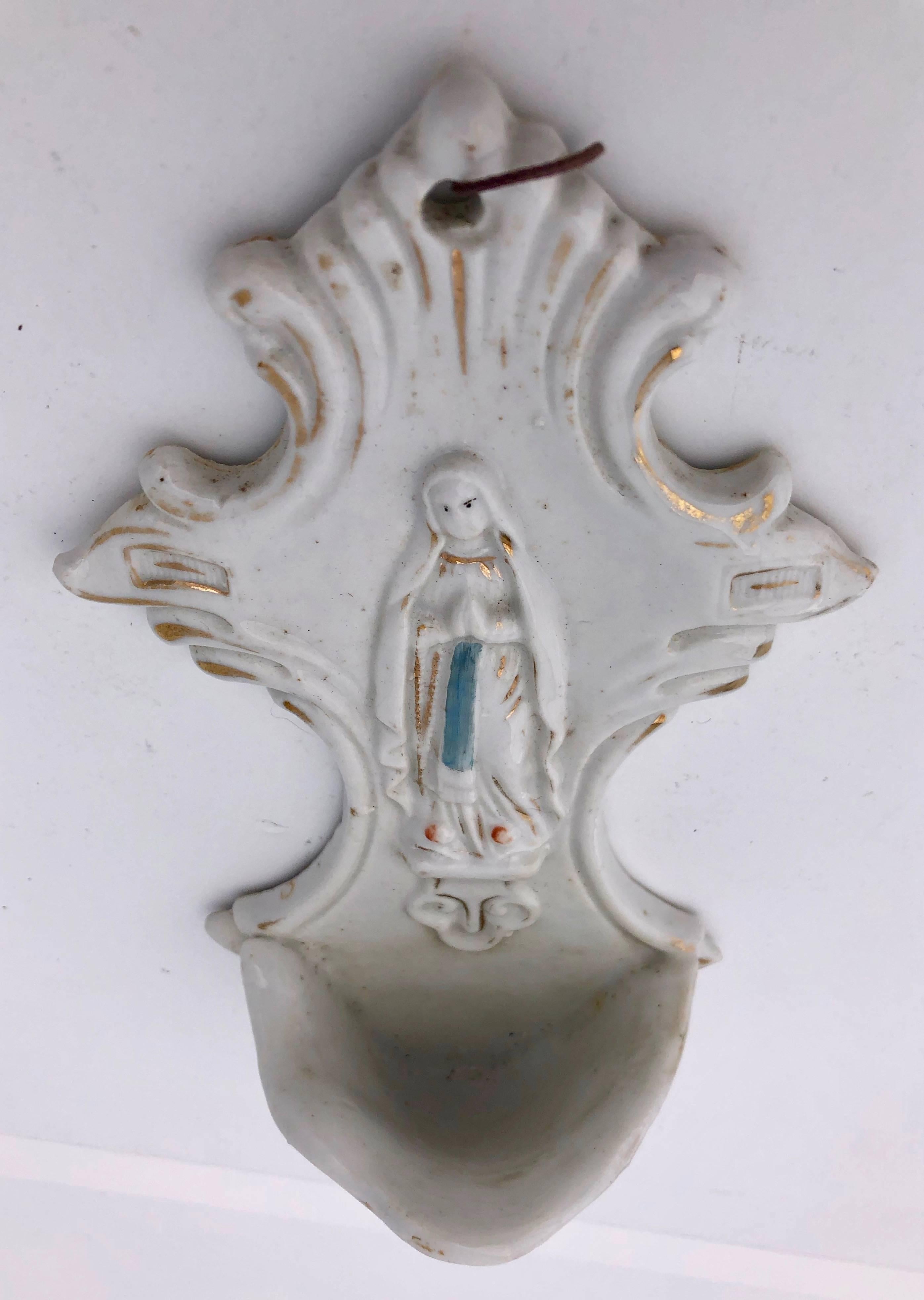 3 French White Porcelain Holy Water Fonts ‘Bénitiers’ with Crucifixes and Mary In Good Condition For Sale In Petaluma, CA