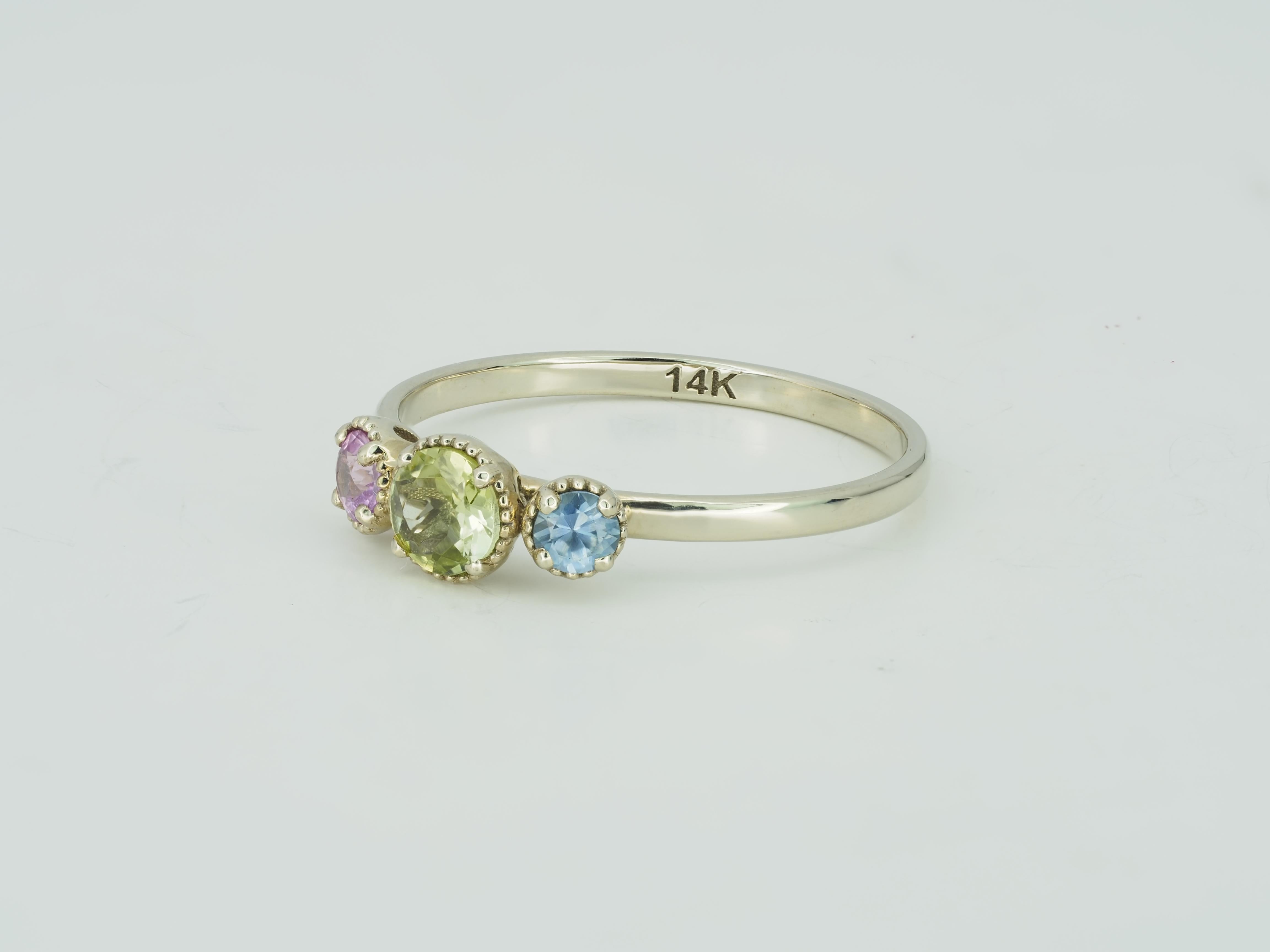 Round Cut 3 Gemstone Gold Ring: Sapphire, Tourmaline