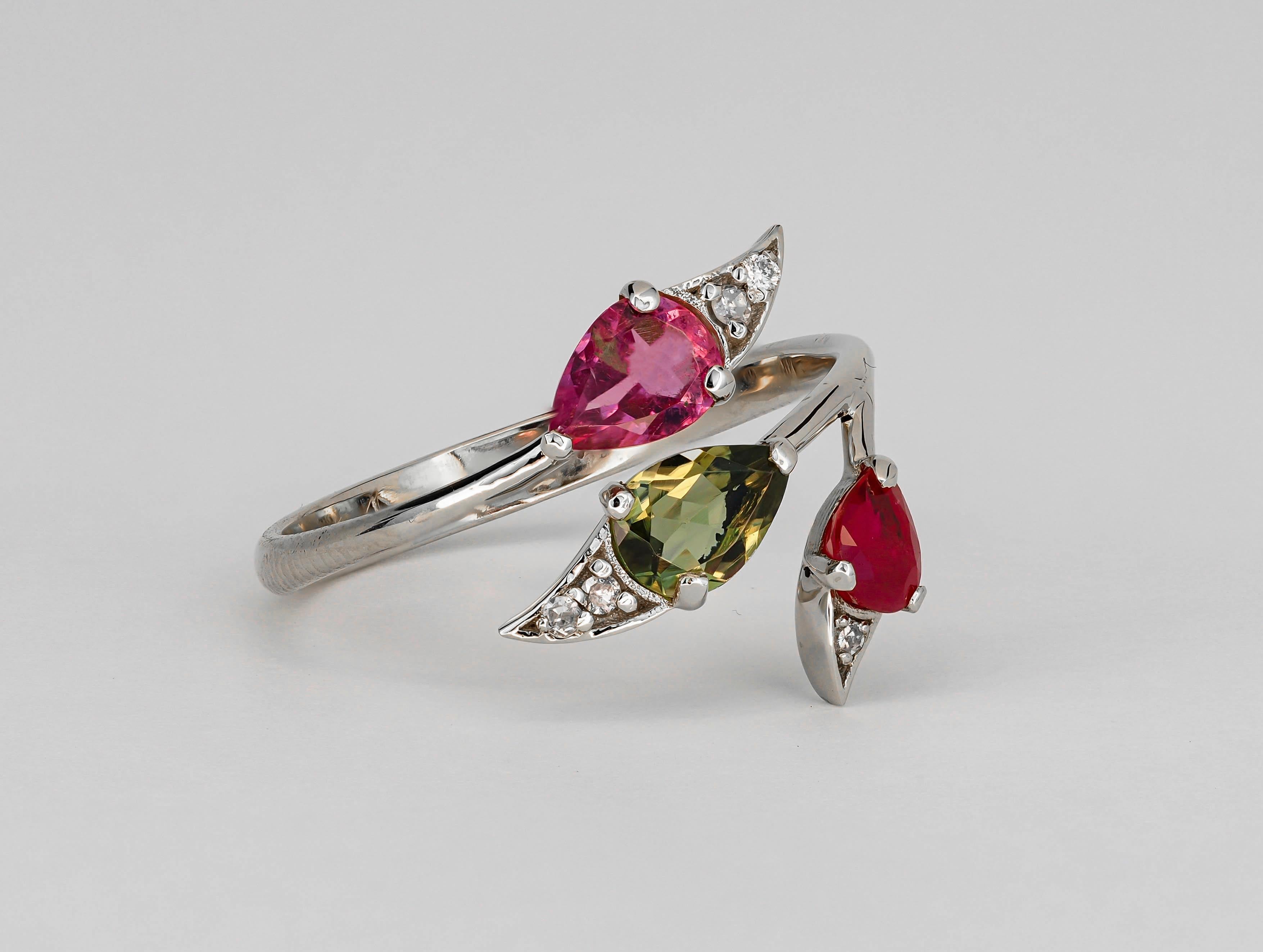 For Sale:  3 gemstone ring. Tourmalines and ruby gold ring. Multicolor gemstones ring. 3