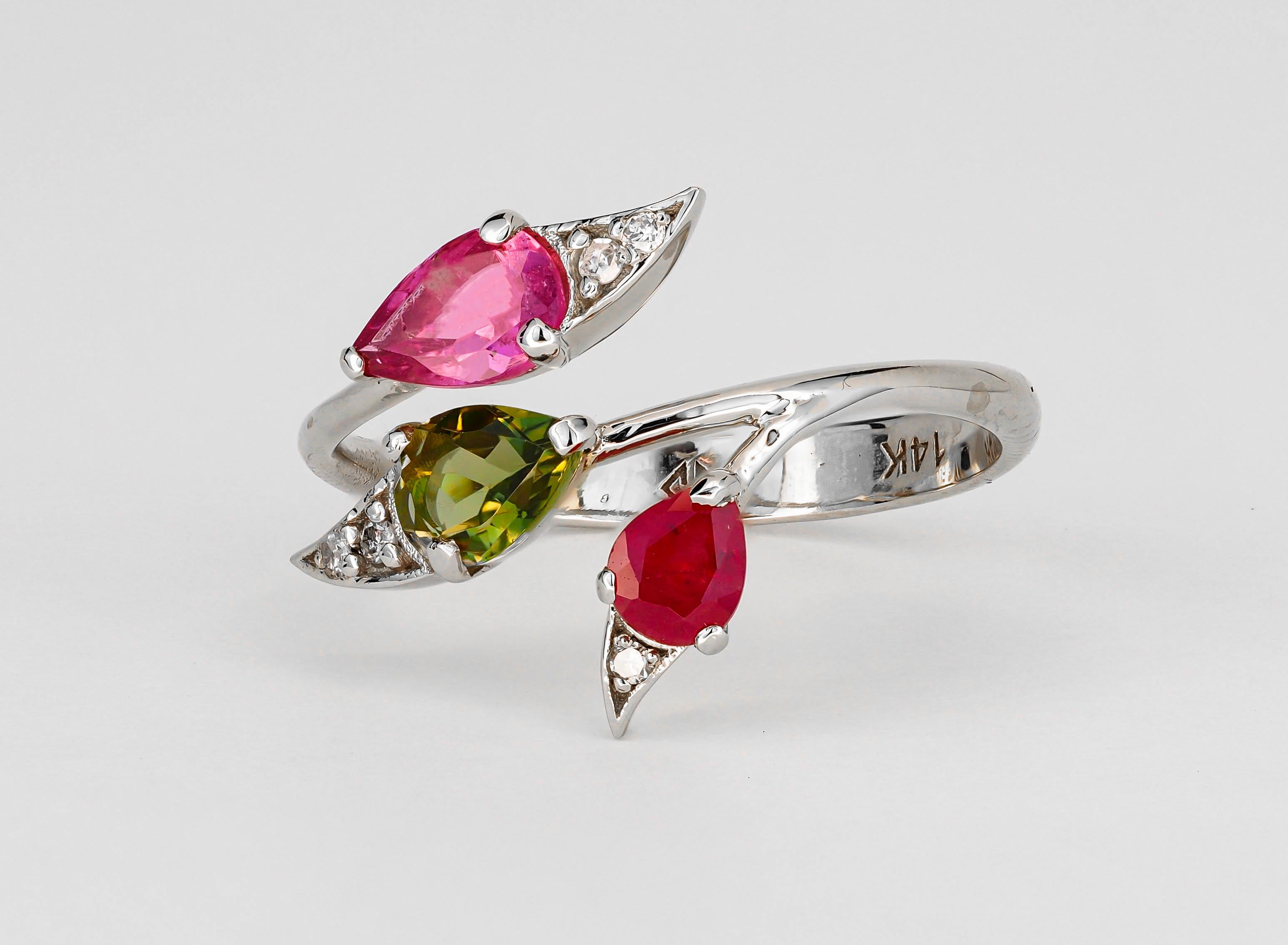 For Sale:  3 gemstone ring. Tourmalines and ruby gold ring. Multicolor gemstones ring. 4