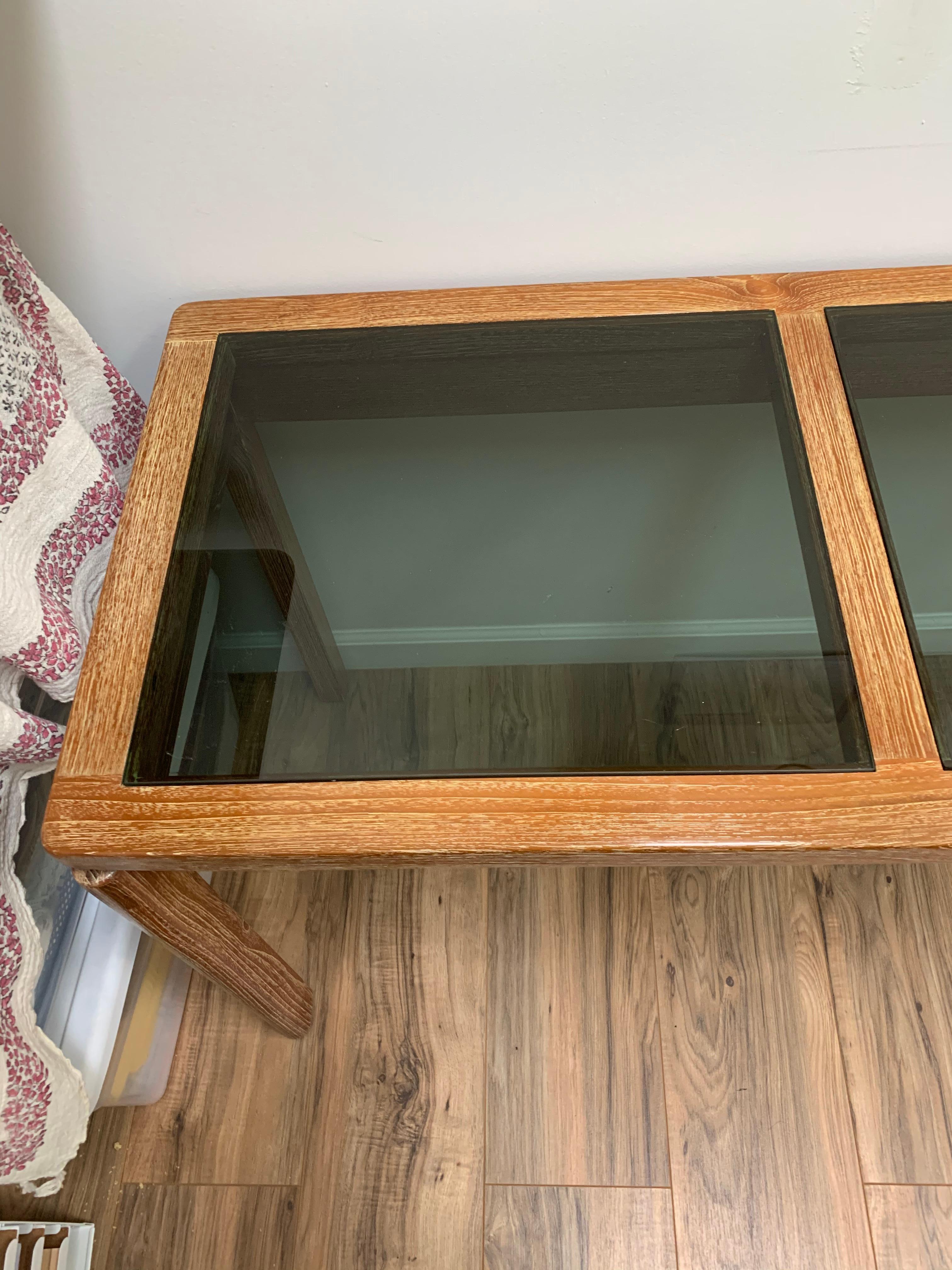 3 Glass Panel Floating Entry Console In Excellent Condition For Sale In Bronx, NY