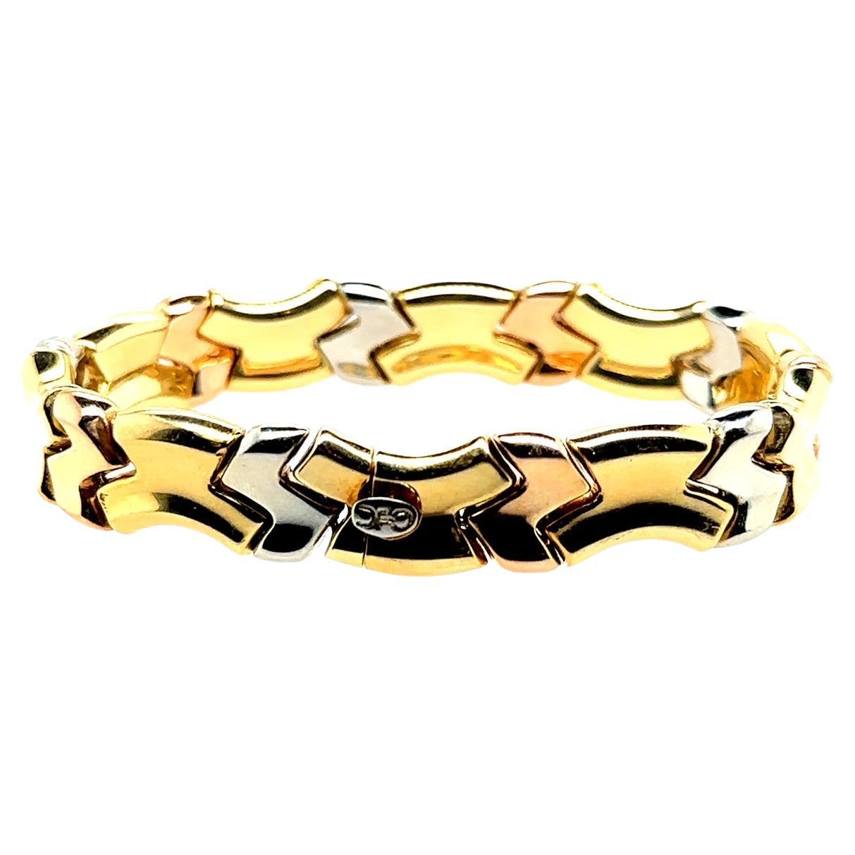 3 Golds Modern Mesh Bracelet For Sale