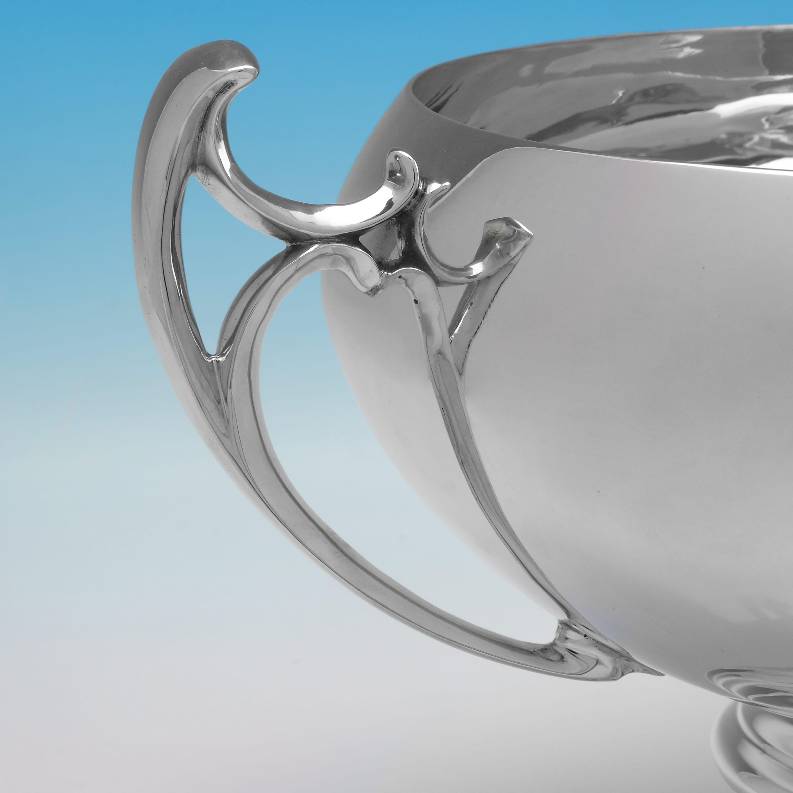 English 3 handled antique sterling silver trophy bowl made by Barnards in 1910 For Sale