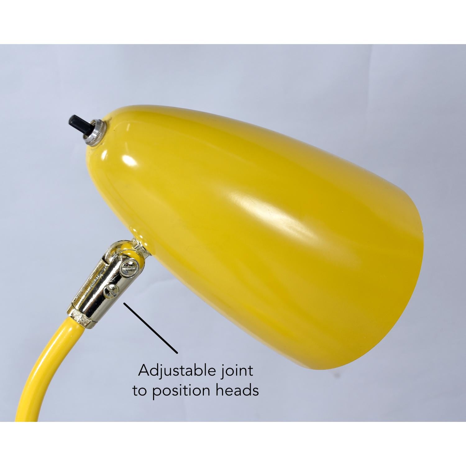 Milieu du XXe siècle Lampadaire jaune à 3 têtes réglable de style Gerald Thurston, mi-siècle moderne