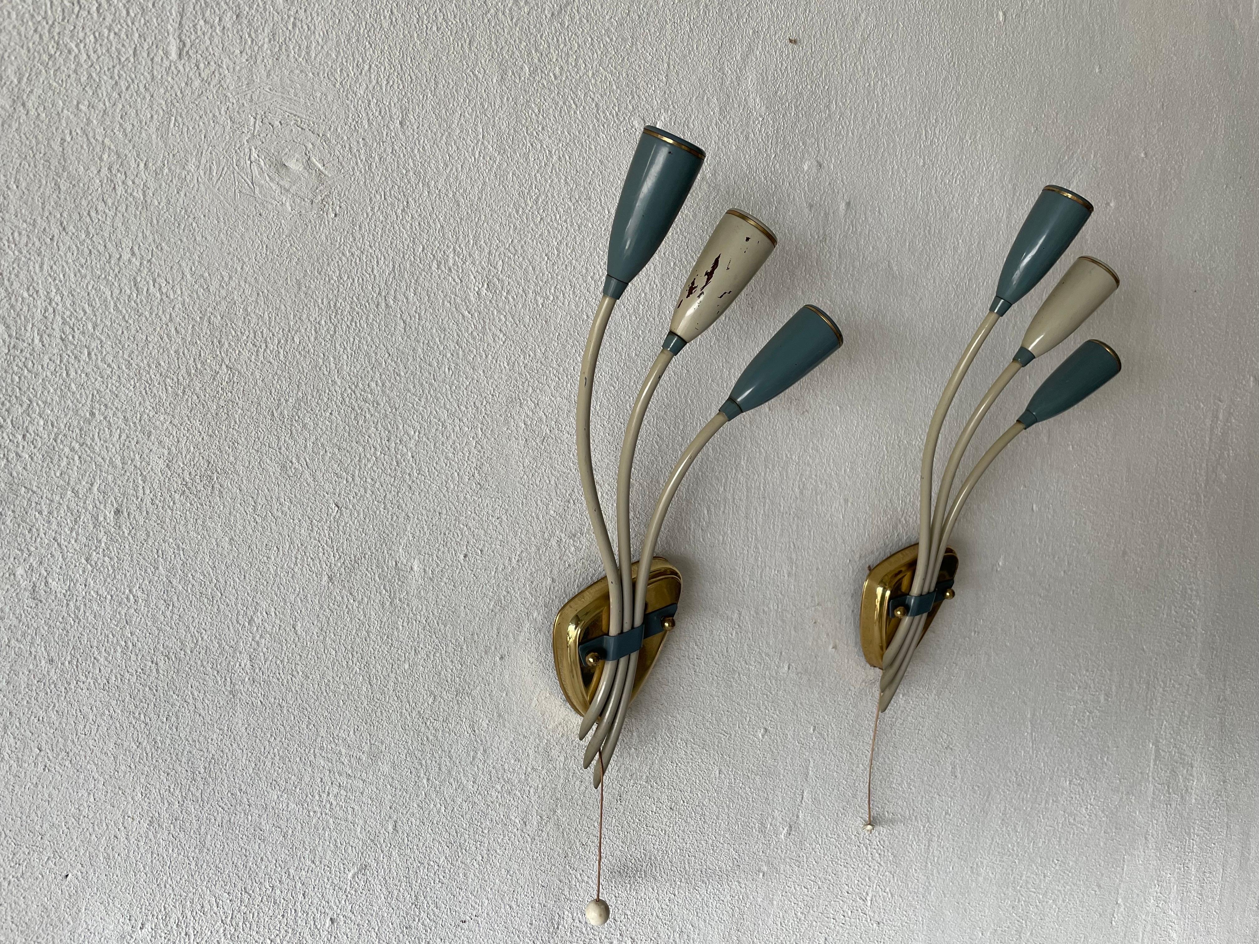 3-head Blue and White Metal Pair of Sputnik Sconces, 1950s, Germany In Good Condition For Sale In Hagenbach, DE