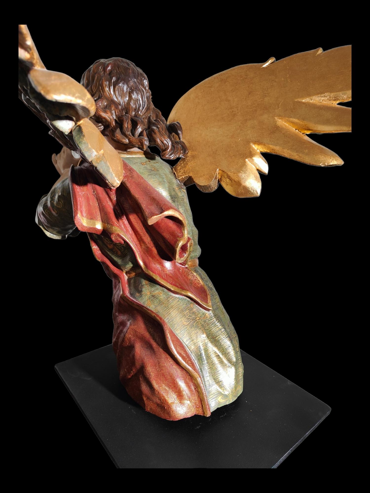 3 Important Carved, Gilded and Polychrome Wood Angels from the 17th Century  For Sale 8