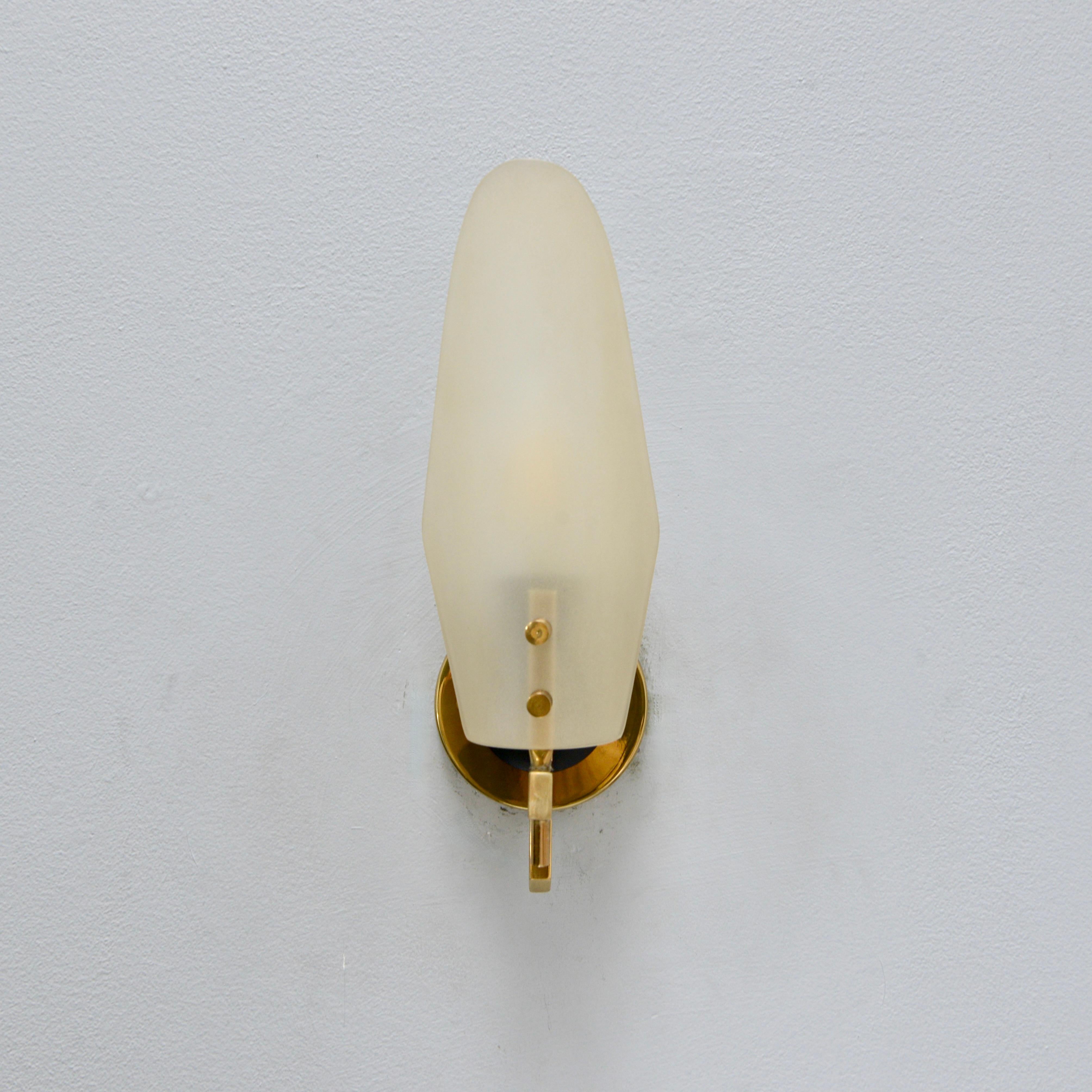 Mid-20th Century Italian Mid Century Glass Shield Sconce For Sale