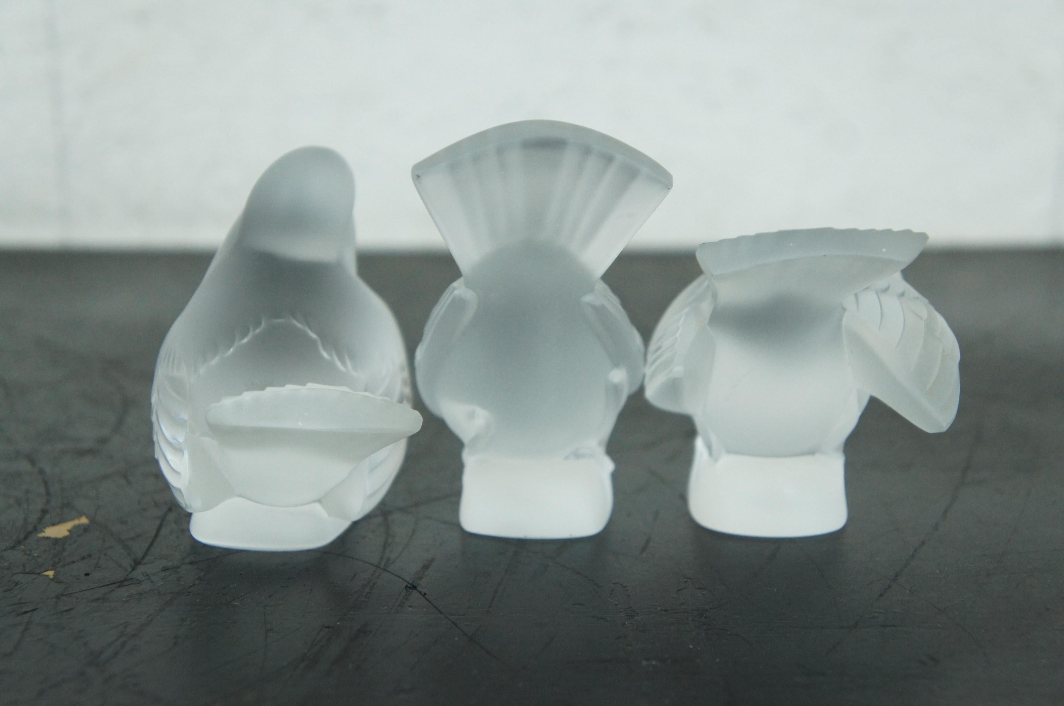 Figurines Moineaux Moquer Coquet en cristal dépoli de Lalique France 1